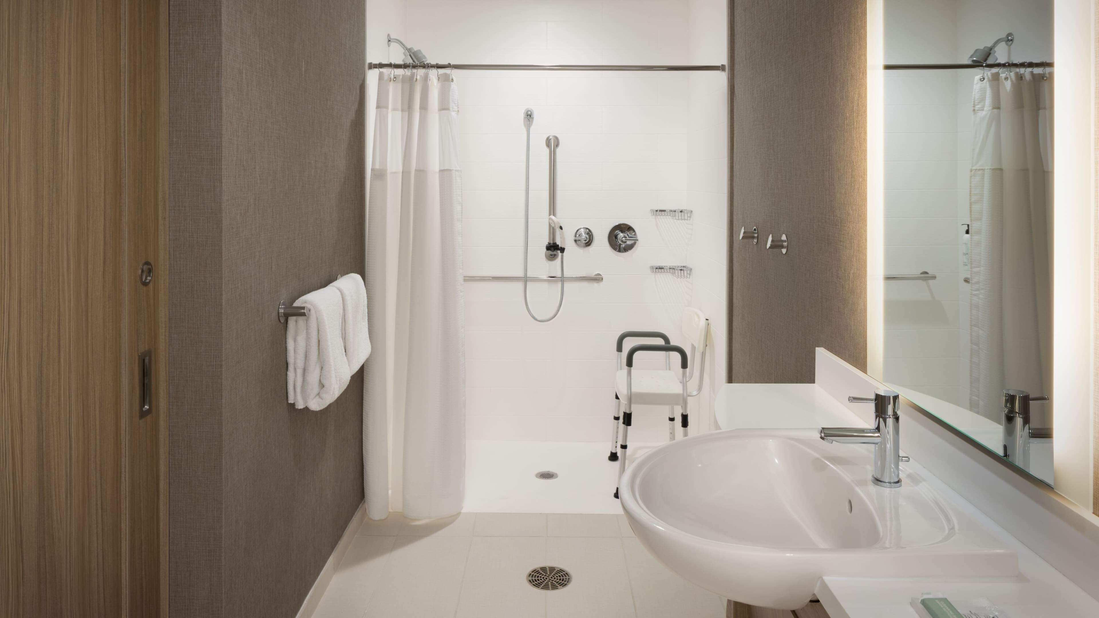 Suite - Image 5
