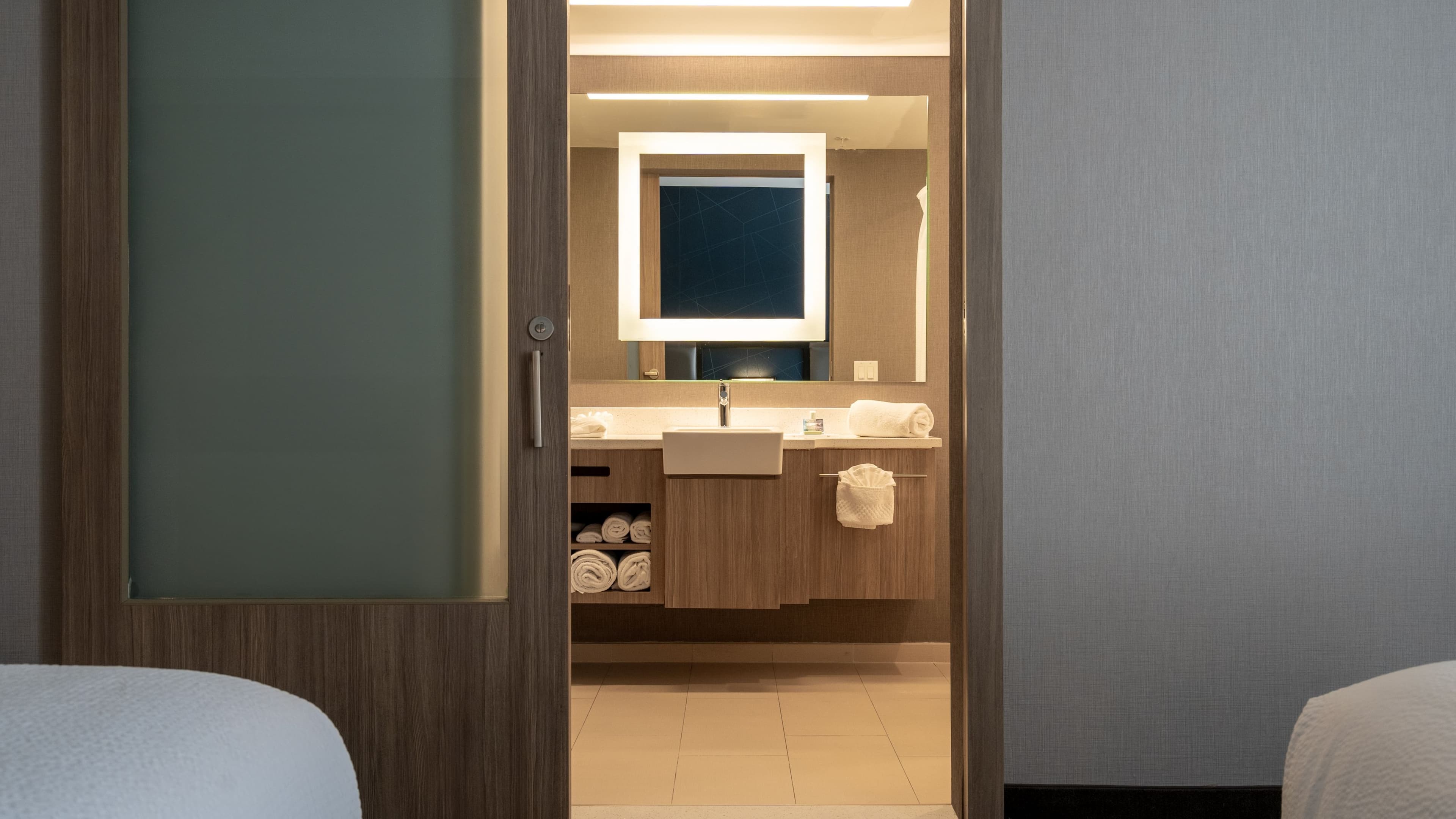 SpringHill Suites Woodbridge — 8