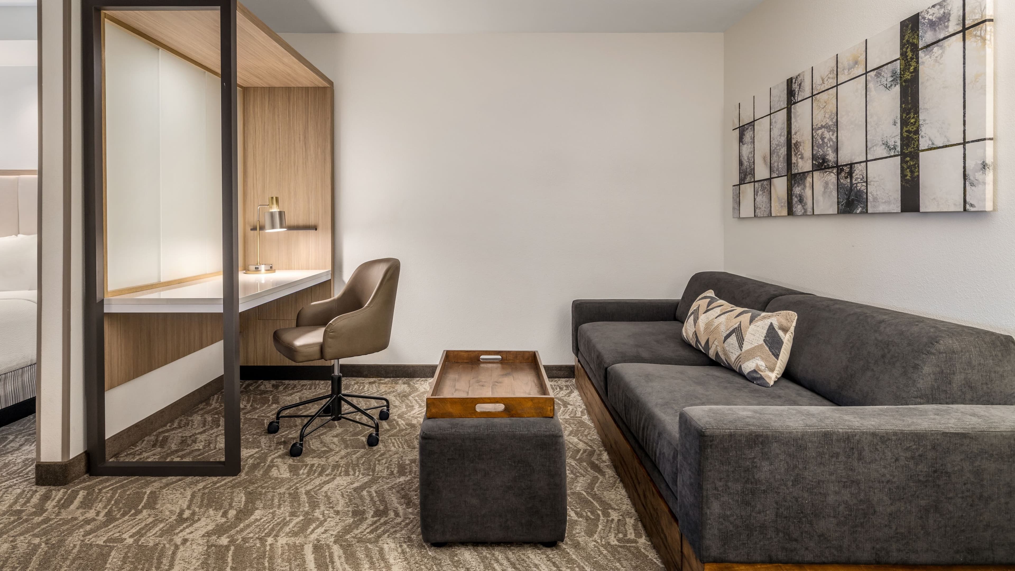 SpringHill Suites Fresno - Image 2