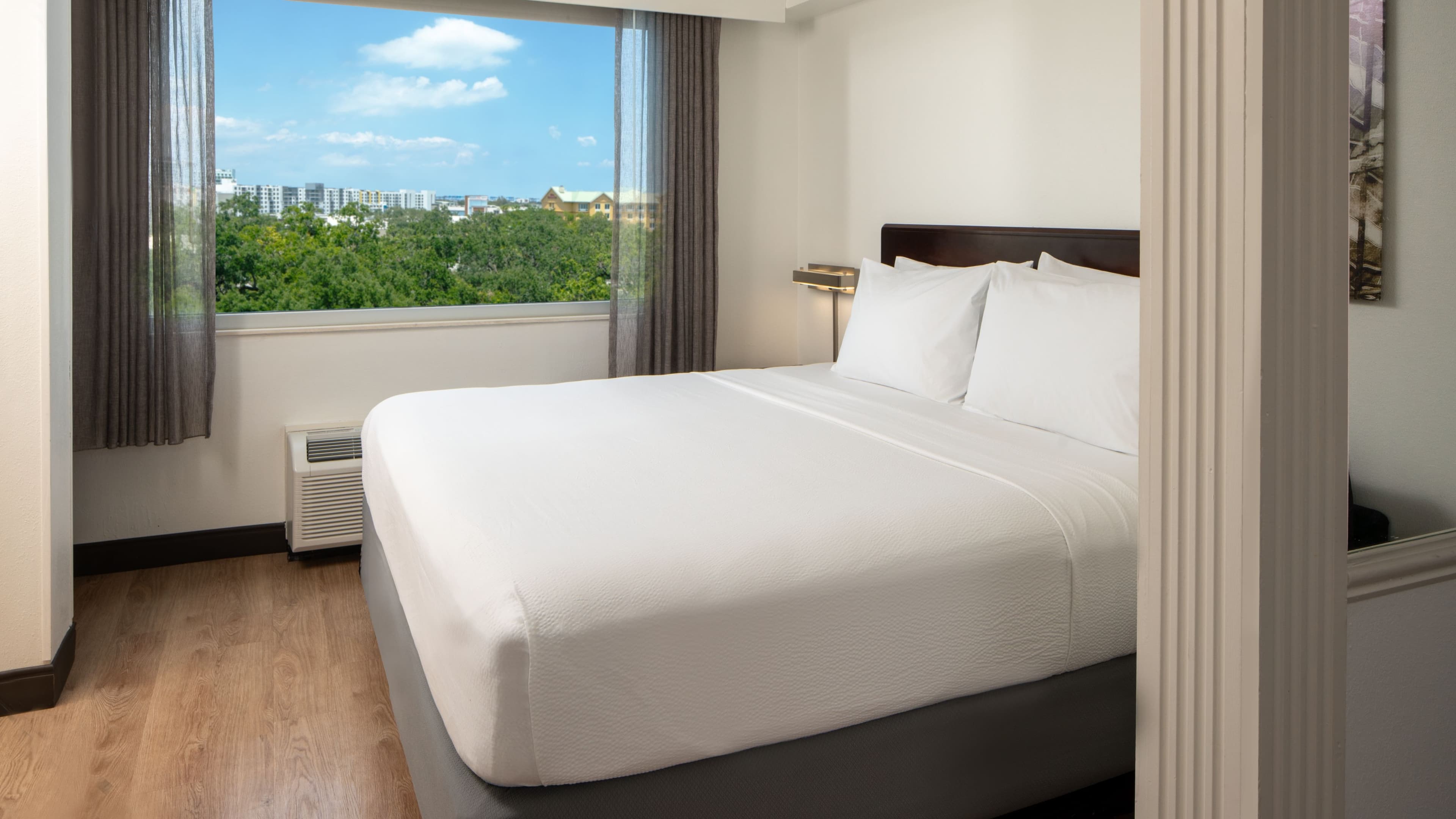 SpringHill Suites Fort Lauderdale Airport & Cruise Port - Image 5