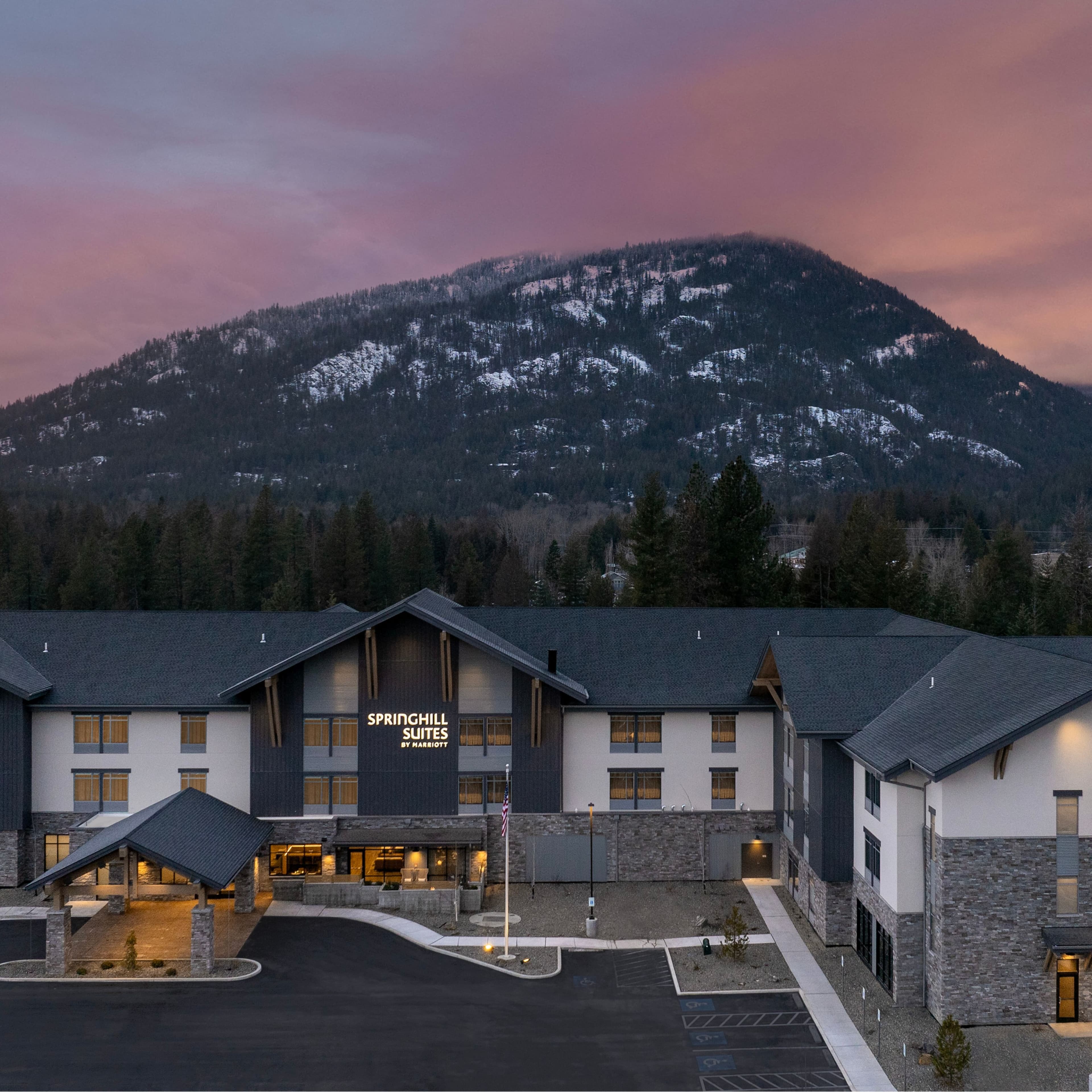 SpringHill Suites Sandpoint - Image 1