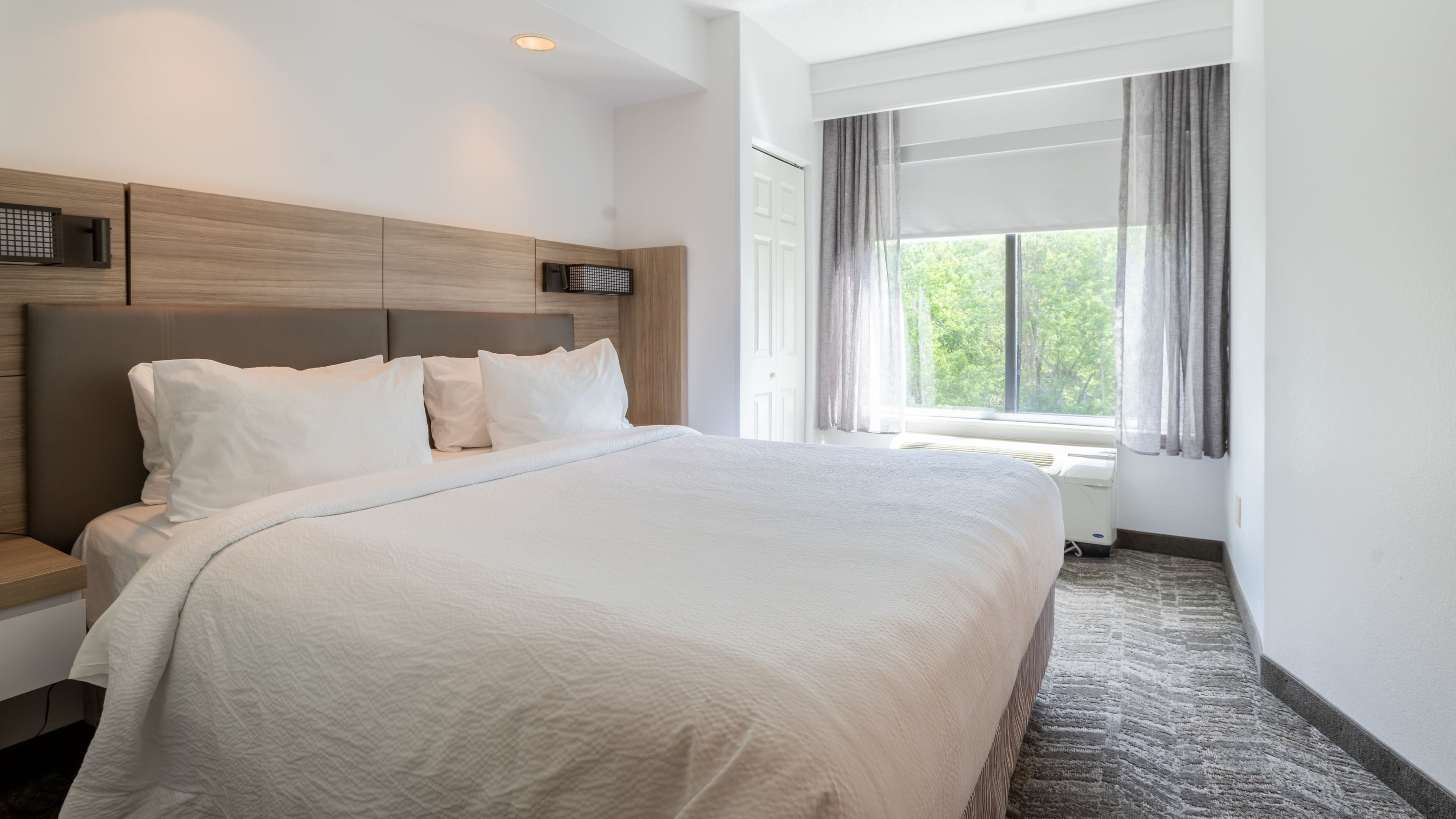 SpringHill Suites Gainesville — 18