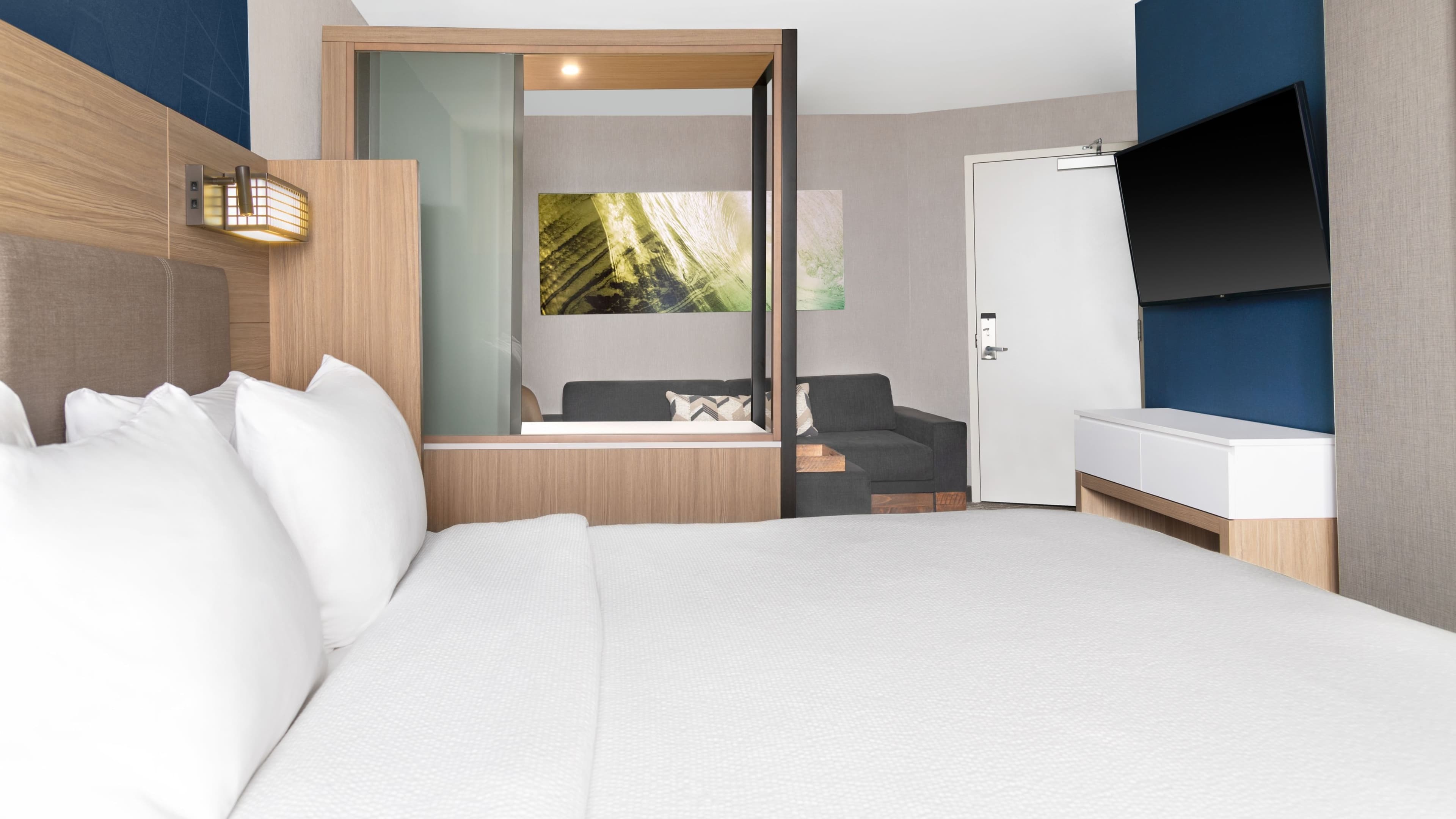 SpringHill Suites Holland - Image 3