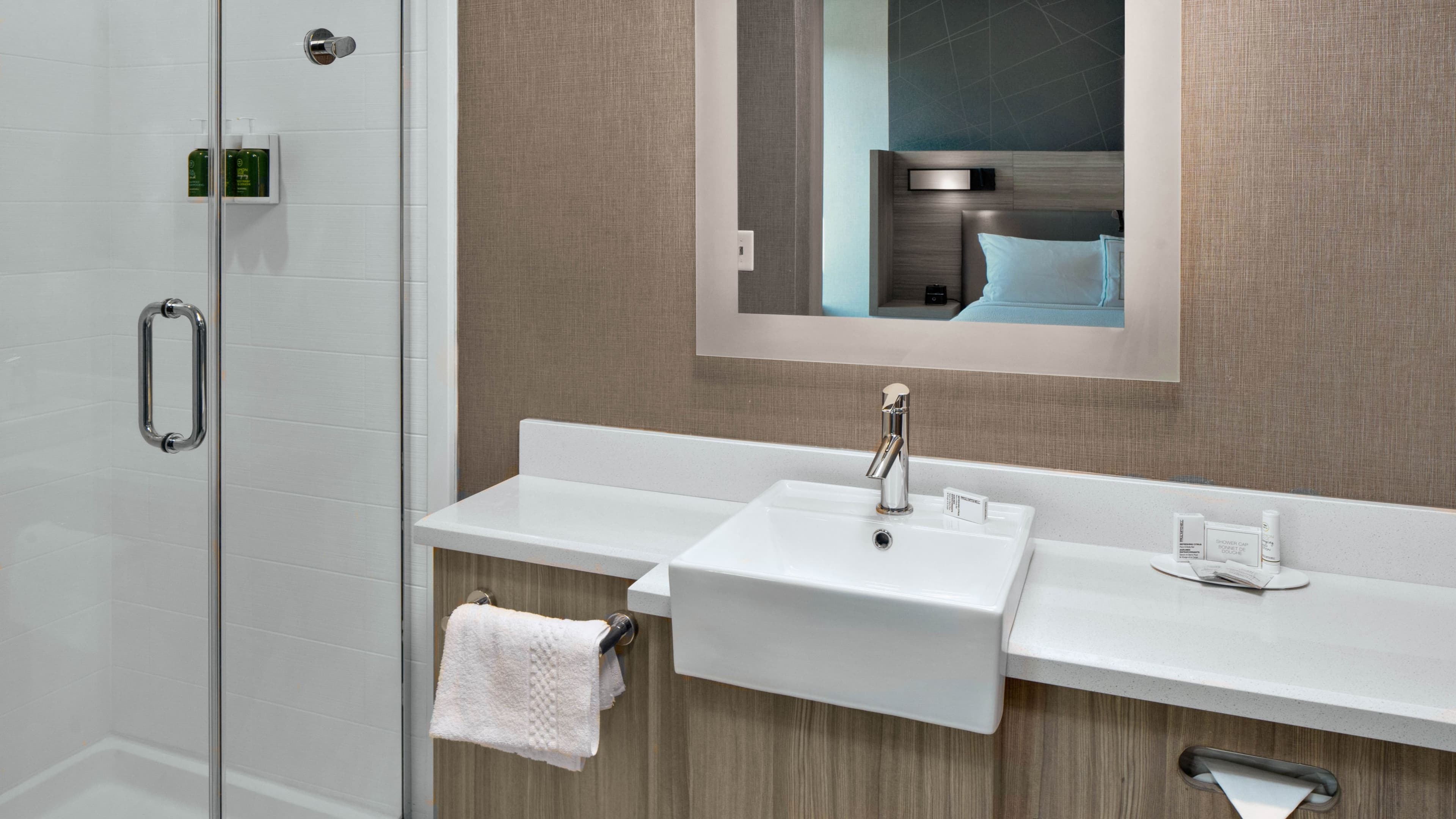 SpringHill Suites Hilton Head Island - Image 5