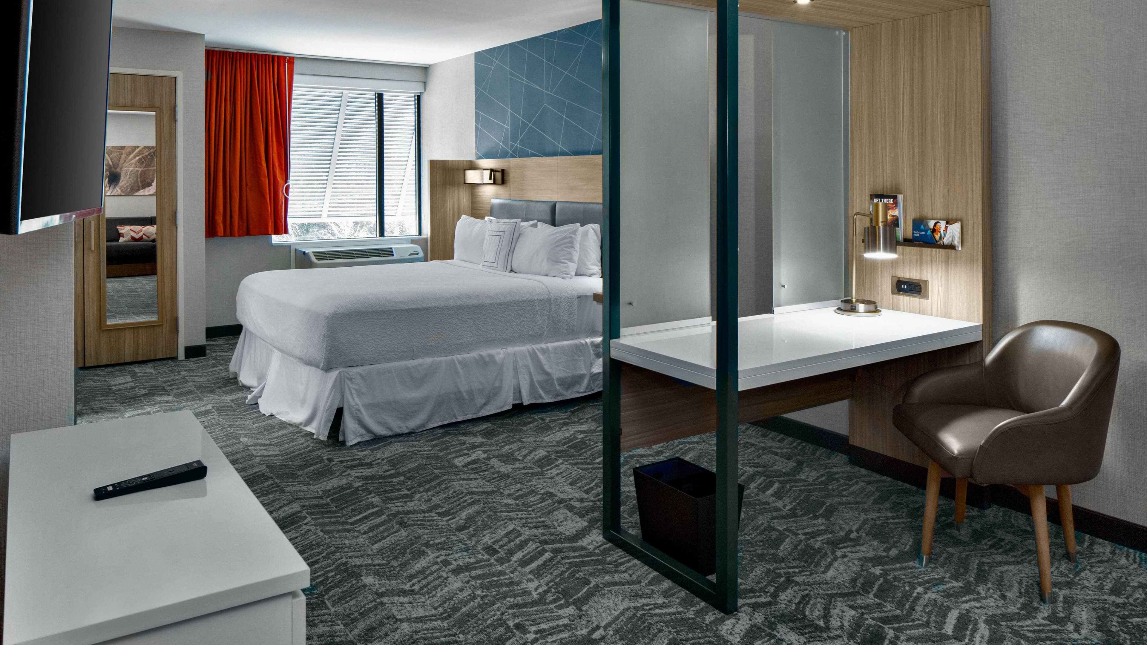 SpringHill Suites Hilton Head Island - Image 3