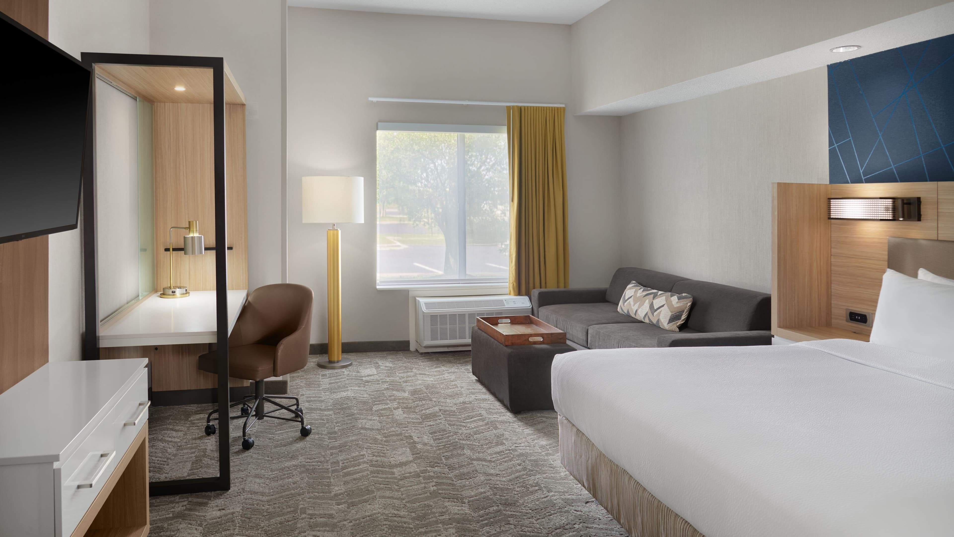 SpringHill Suites Lansing — 16
