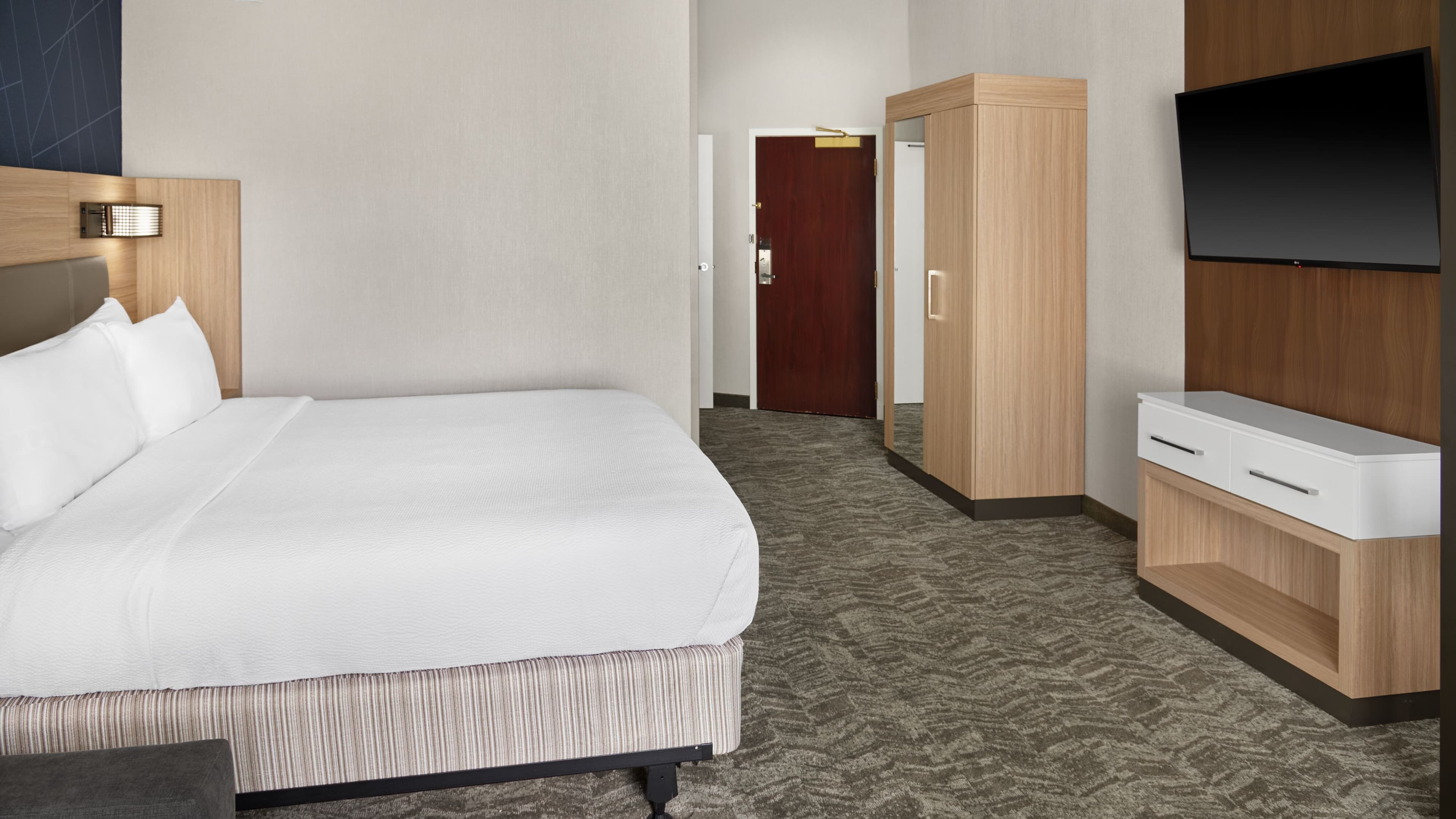 SpringHill Suites Lansing — 20