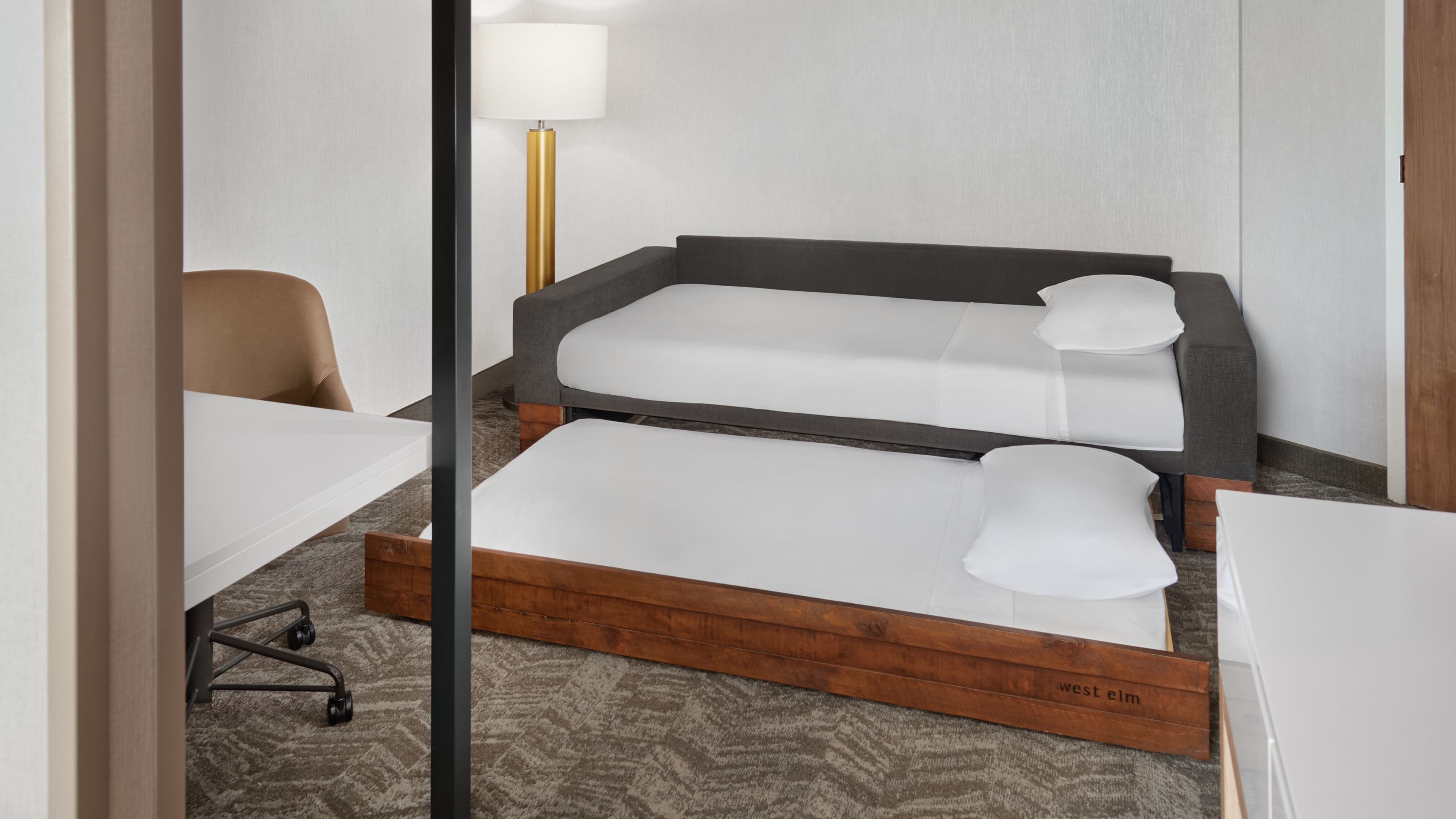 2 Queen Studio Suite - Image 8