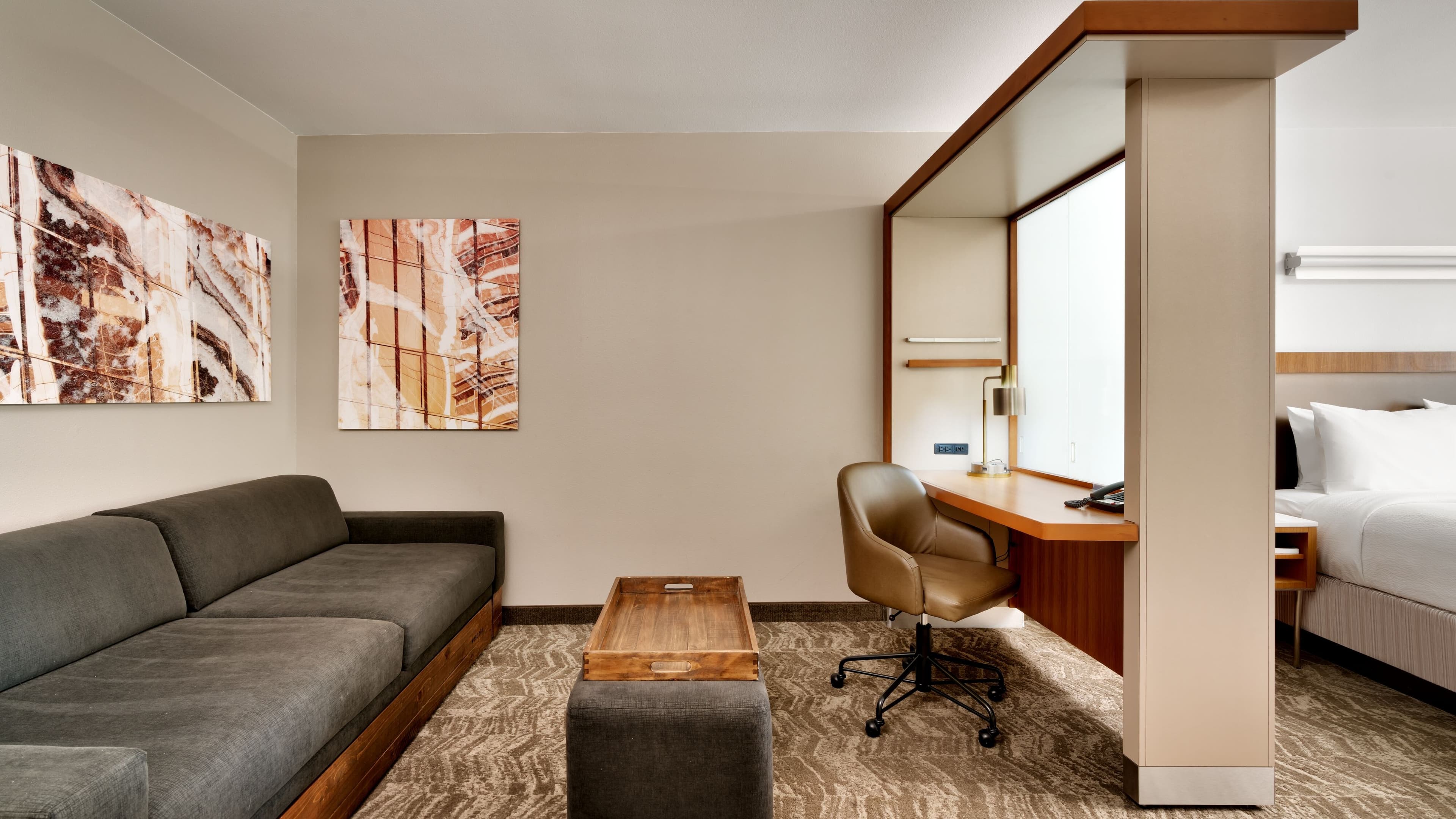 SpringHill Suites Las Vegas Convention Center - Image 5