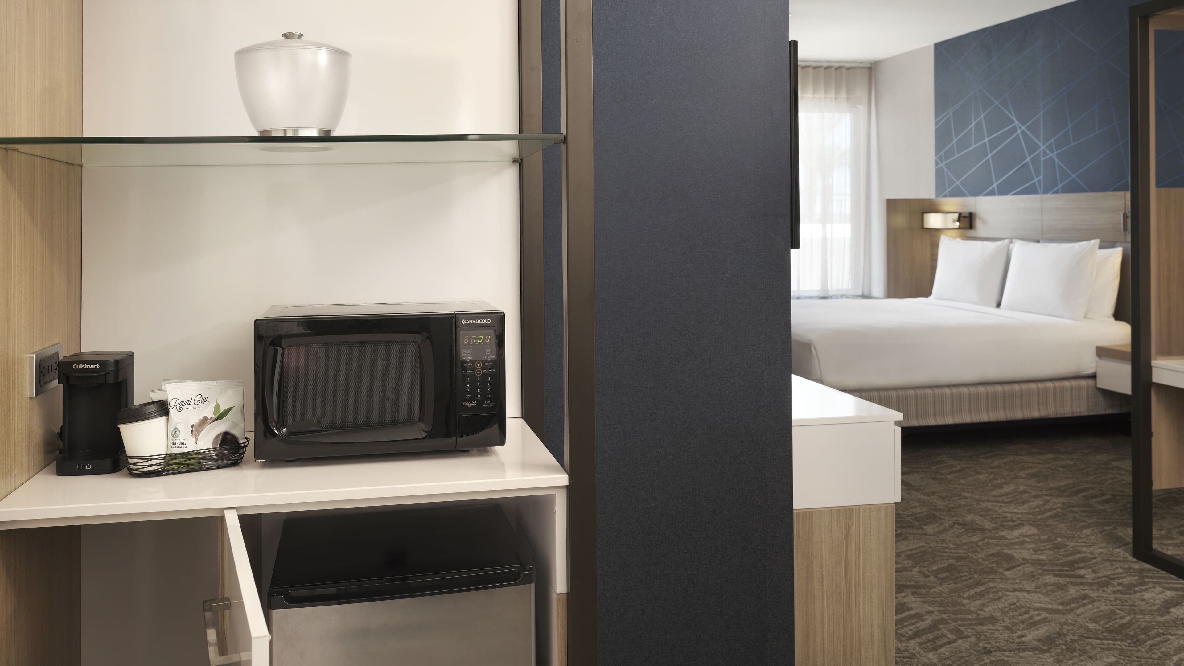 Suite - Image 6