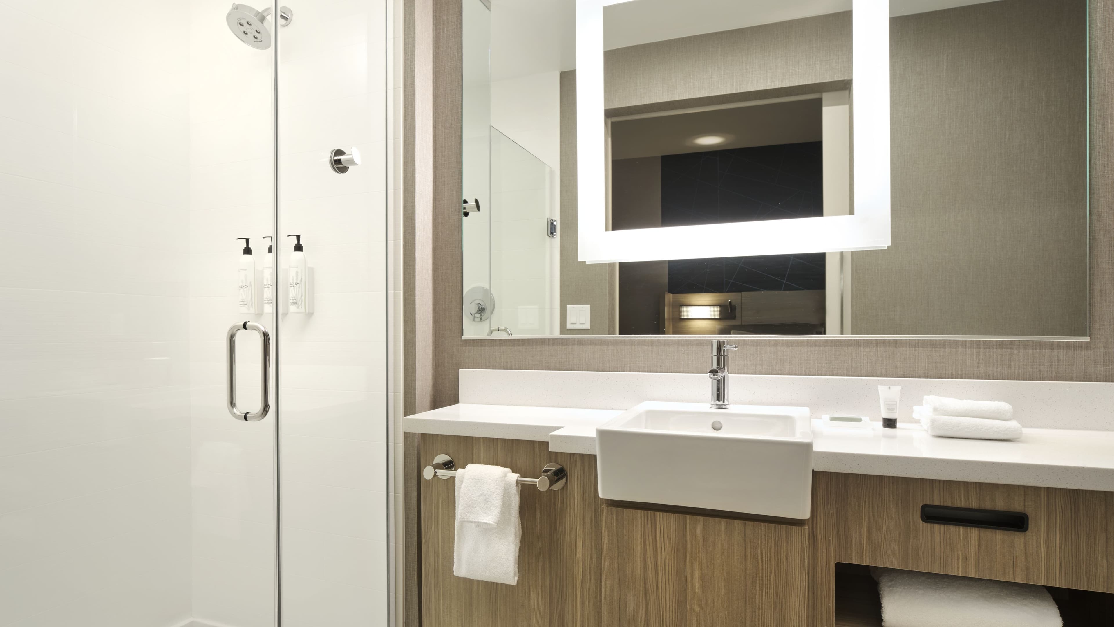 Suite - Image 7