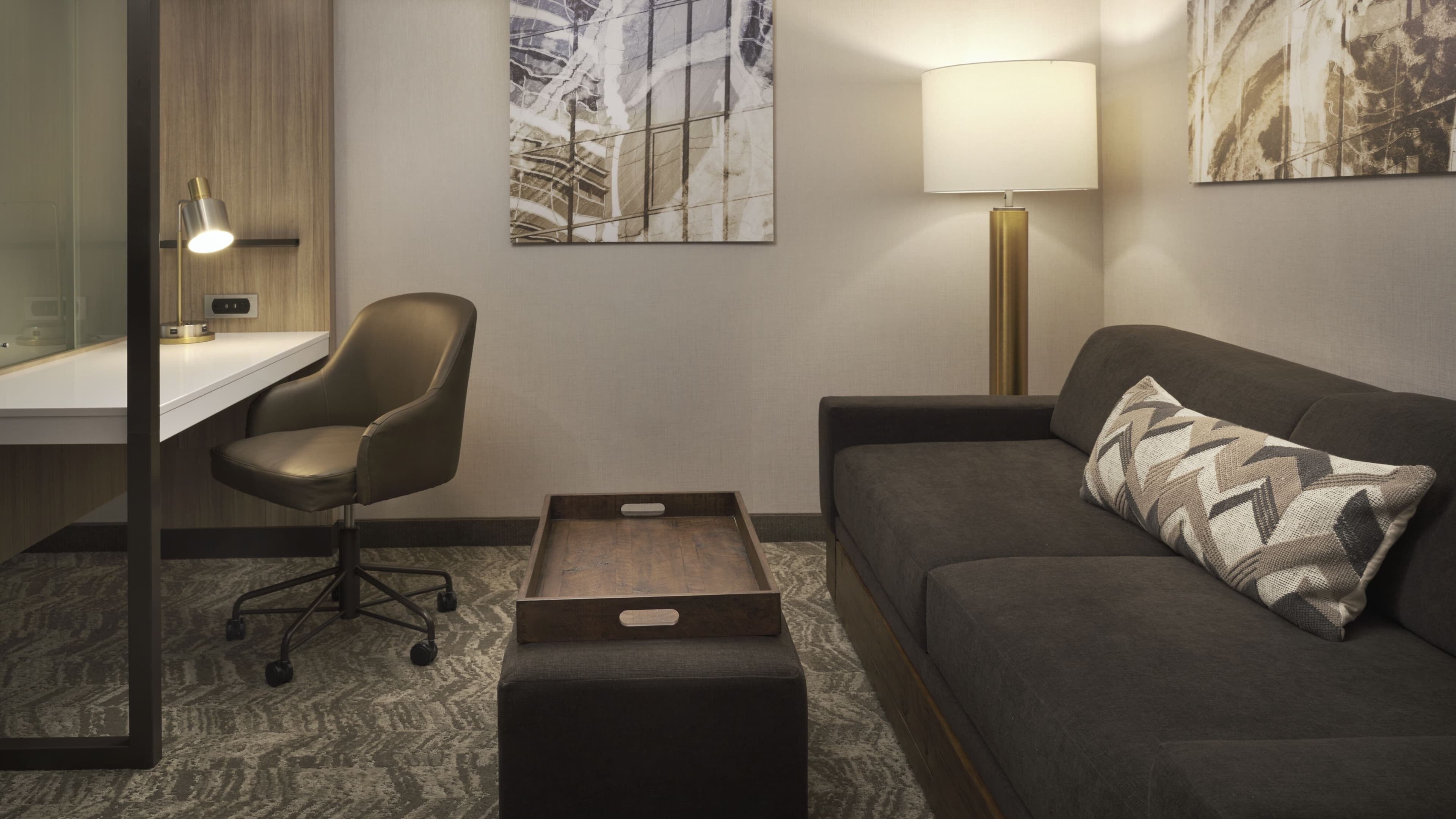 Suite - Image 3