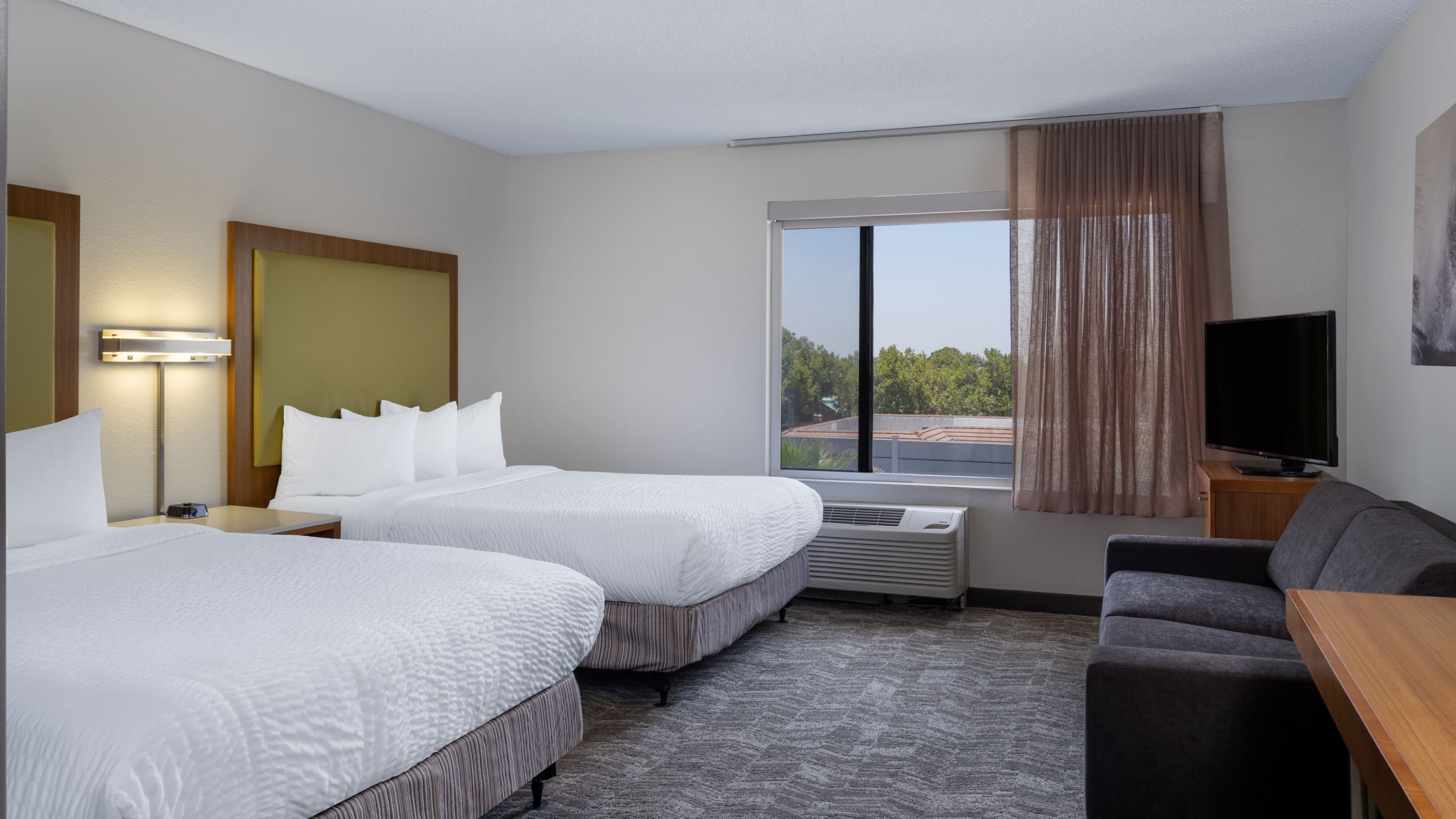 SpringHill Suites Pasadena Arcadia — 13