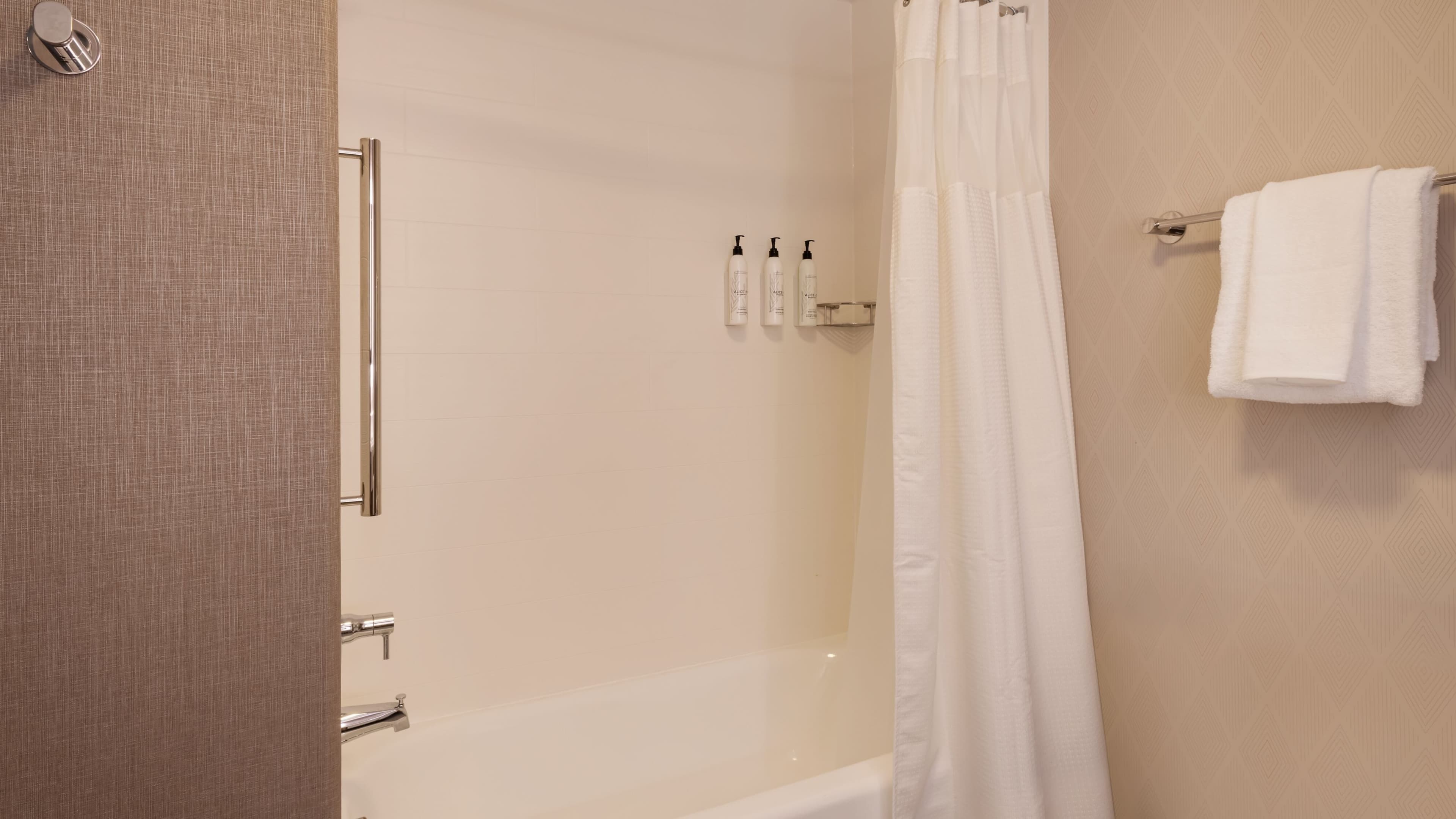 SpringHill Suites Turlock — 15