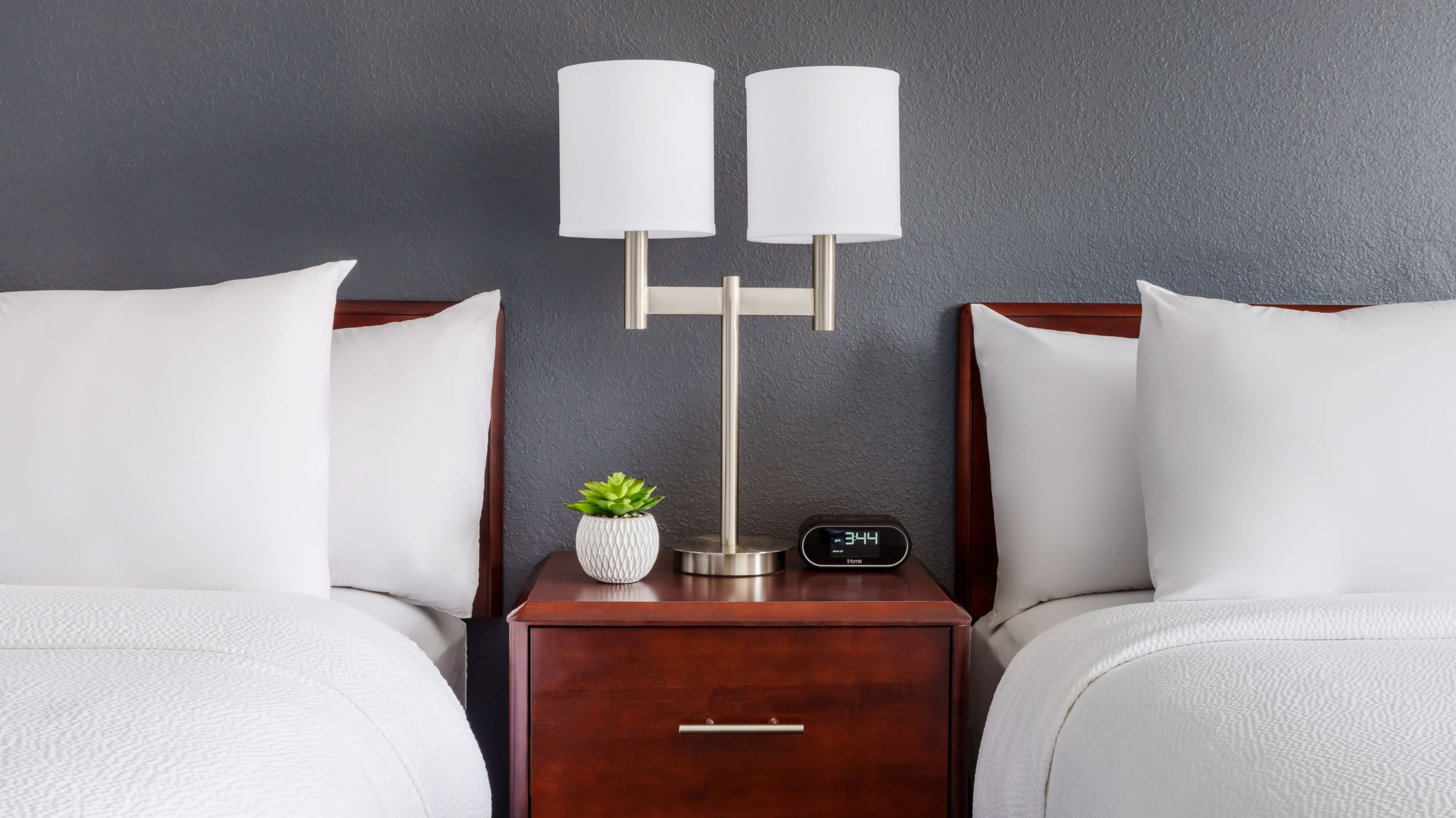 SpringHill Suites Manchester-Boston Regional Airport - Image 3