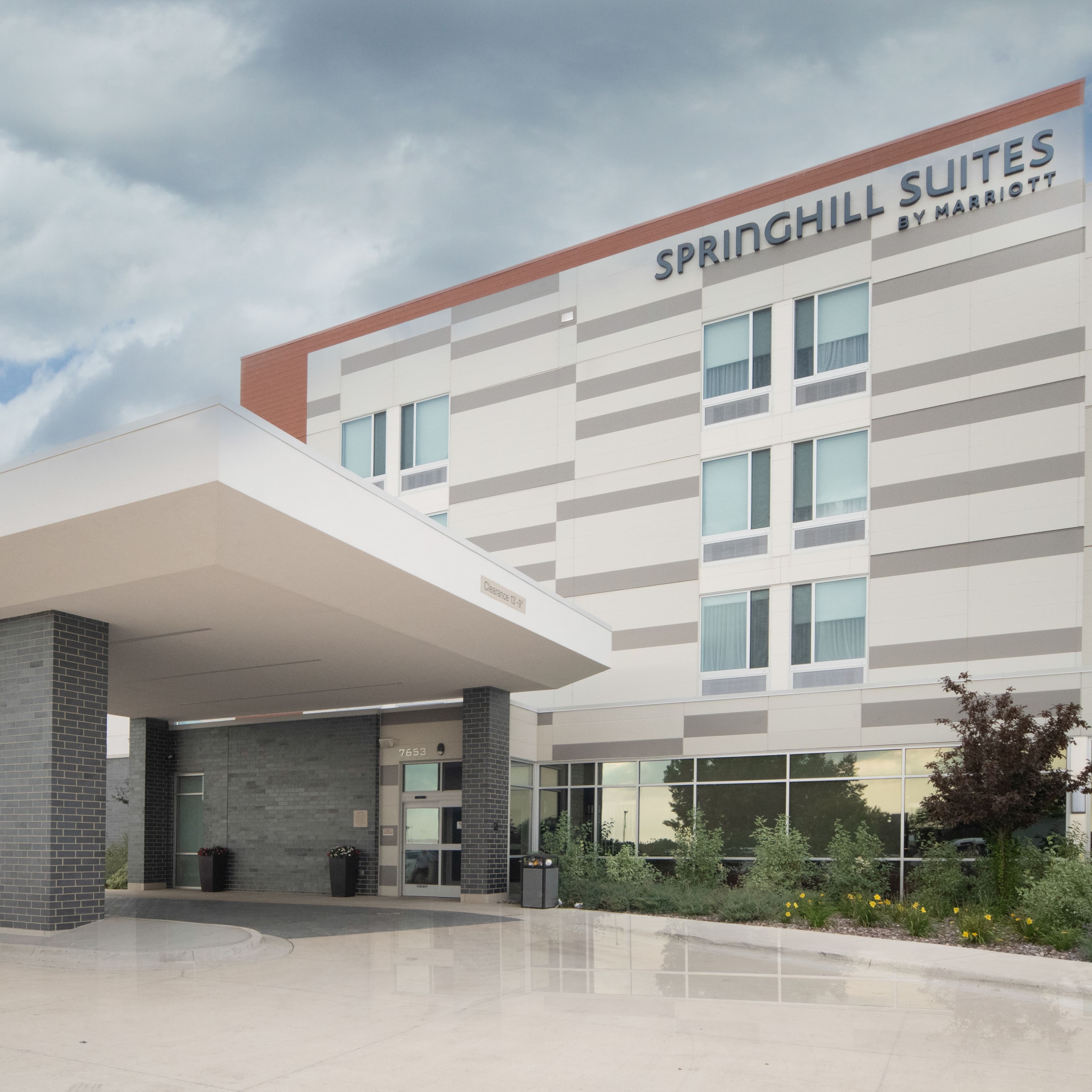 SpringHill Suites Kenosha - Image 1