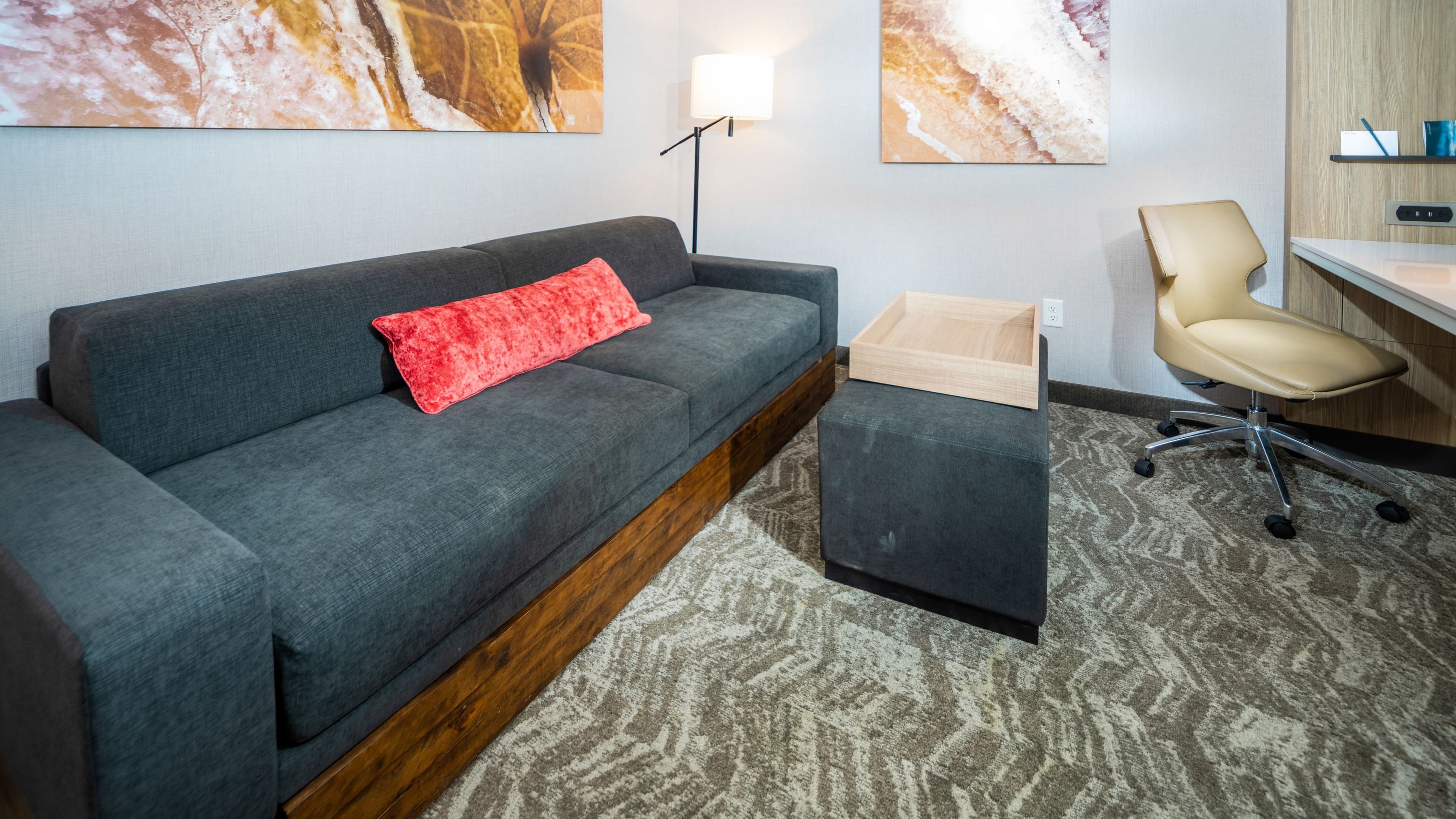 SpringHill Suites Kenosha - Image 2