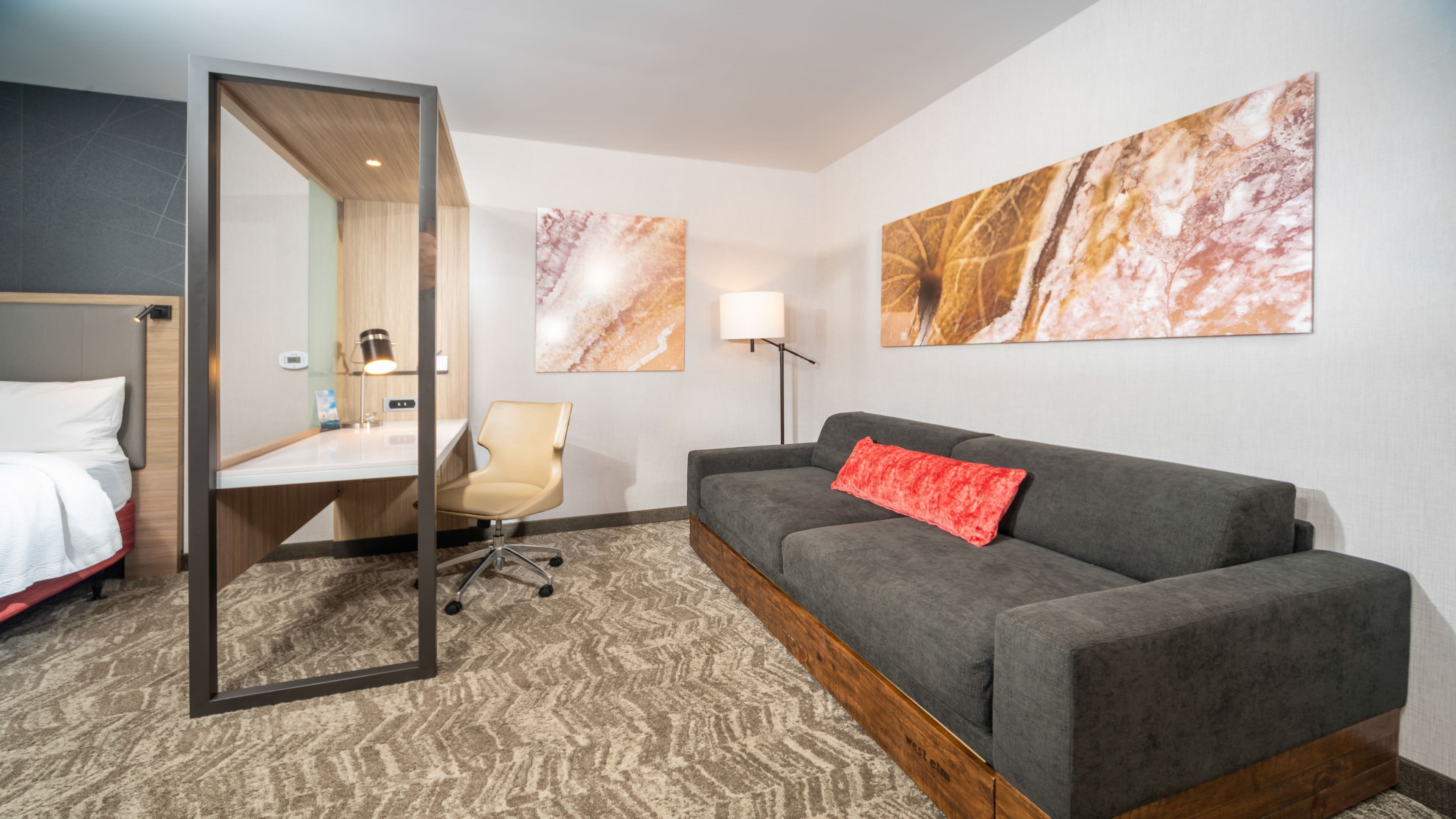 SpringHill Suites Kenosha - Image 3
