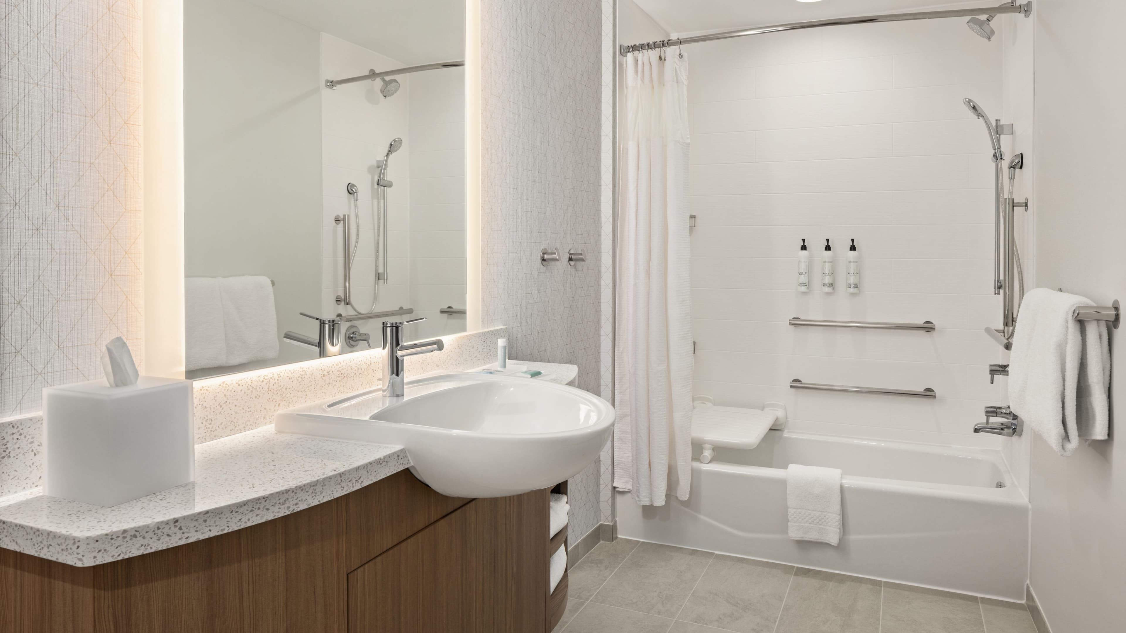 One King Studio Suite - Image 13