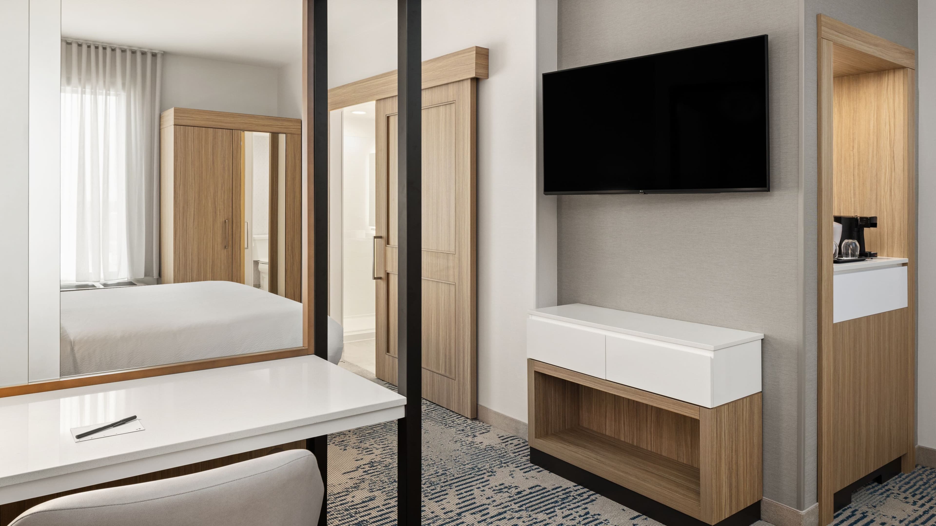 One King Studio Suite - Image 5