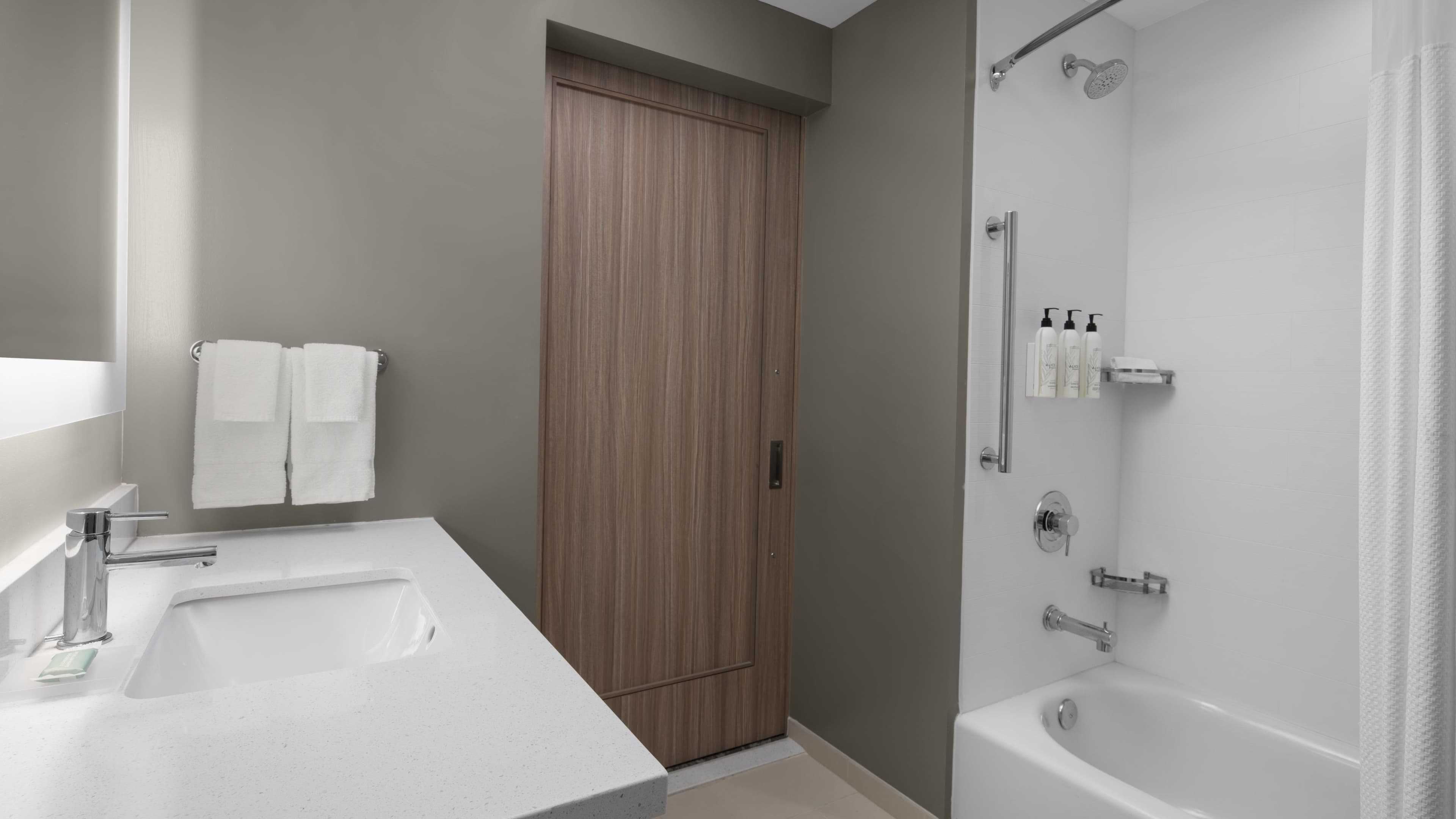 SpringHill Suites Myrtle Beach Oceanfront — 15