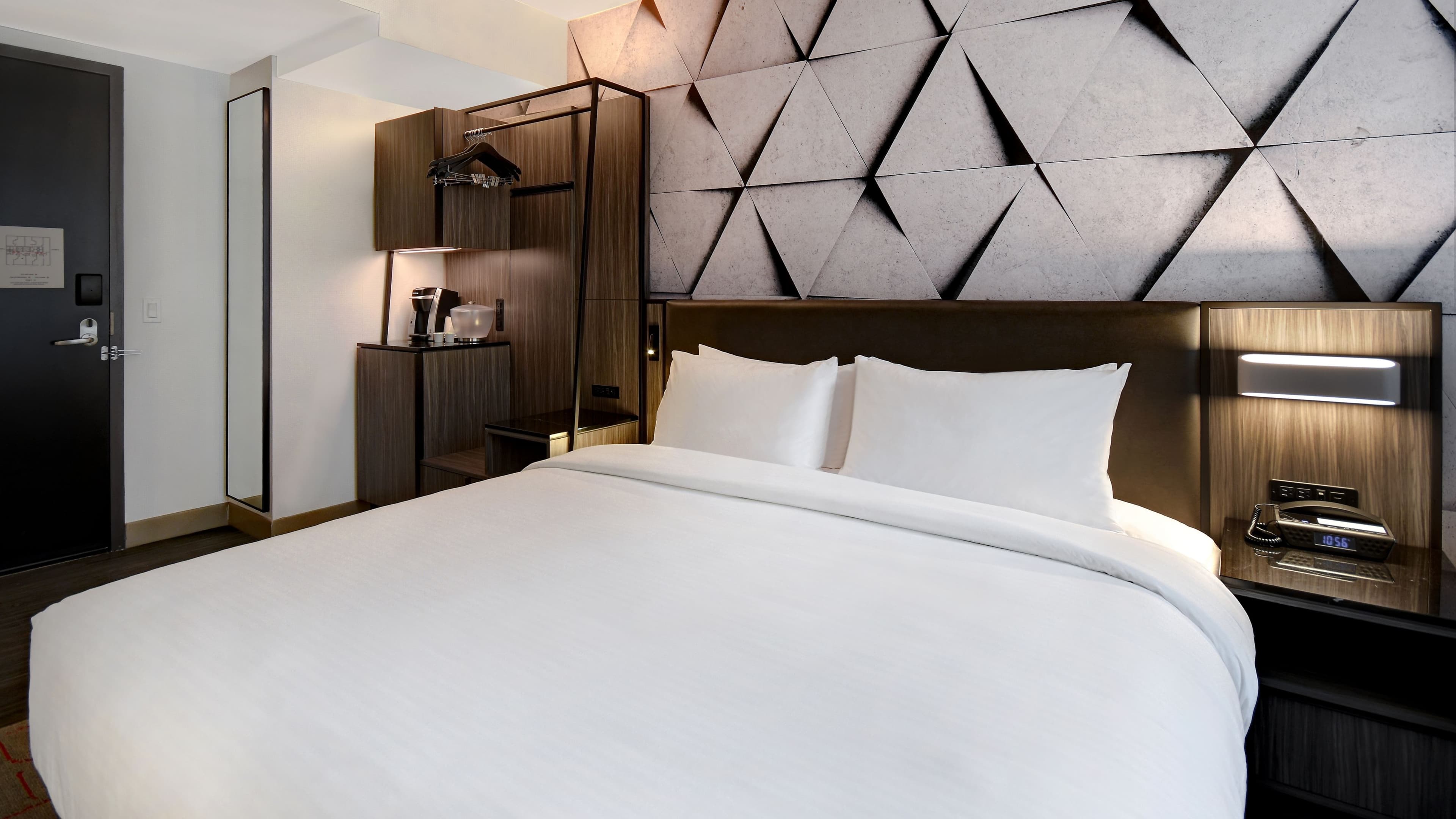 Studio King - Image 3