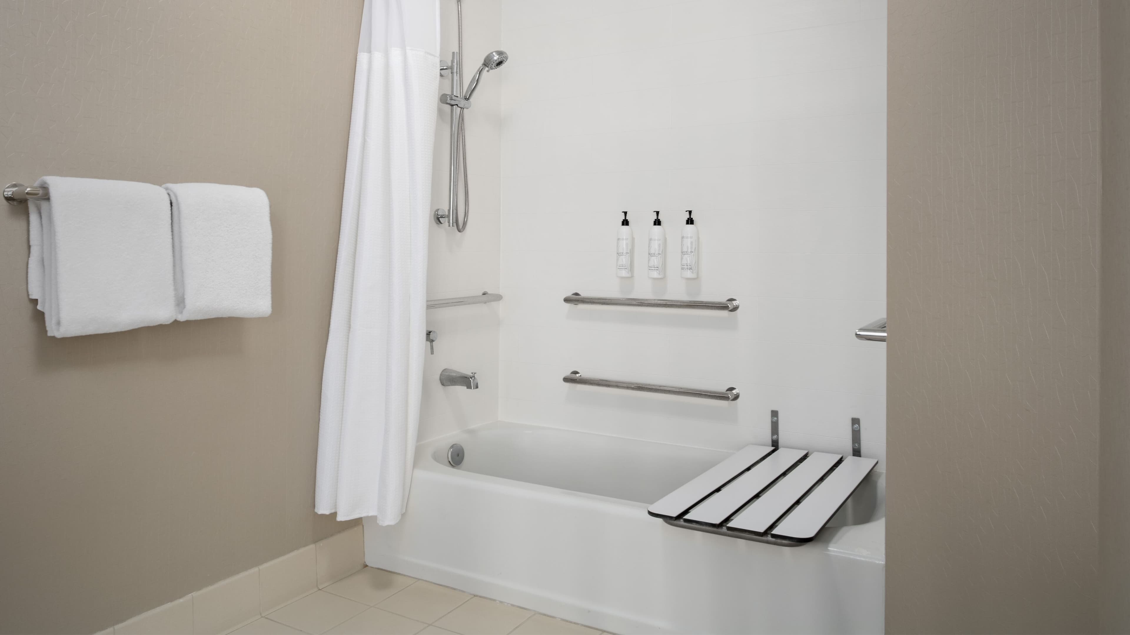 Suite - Image 4
