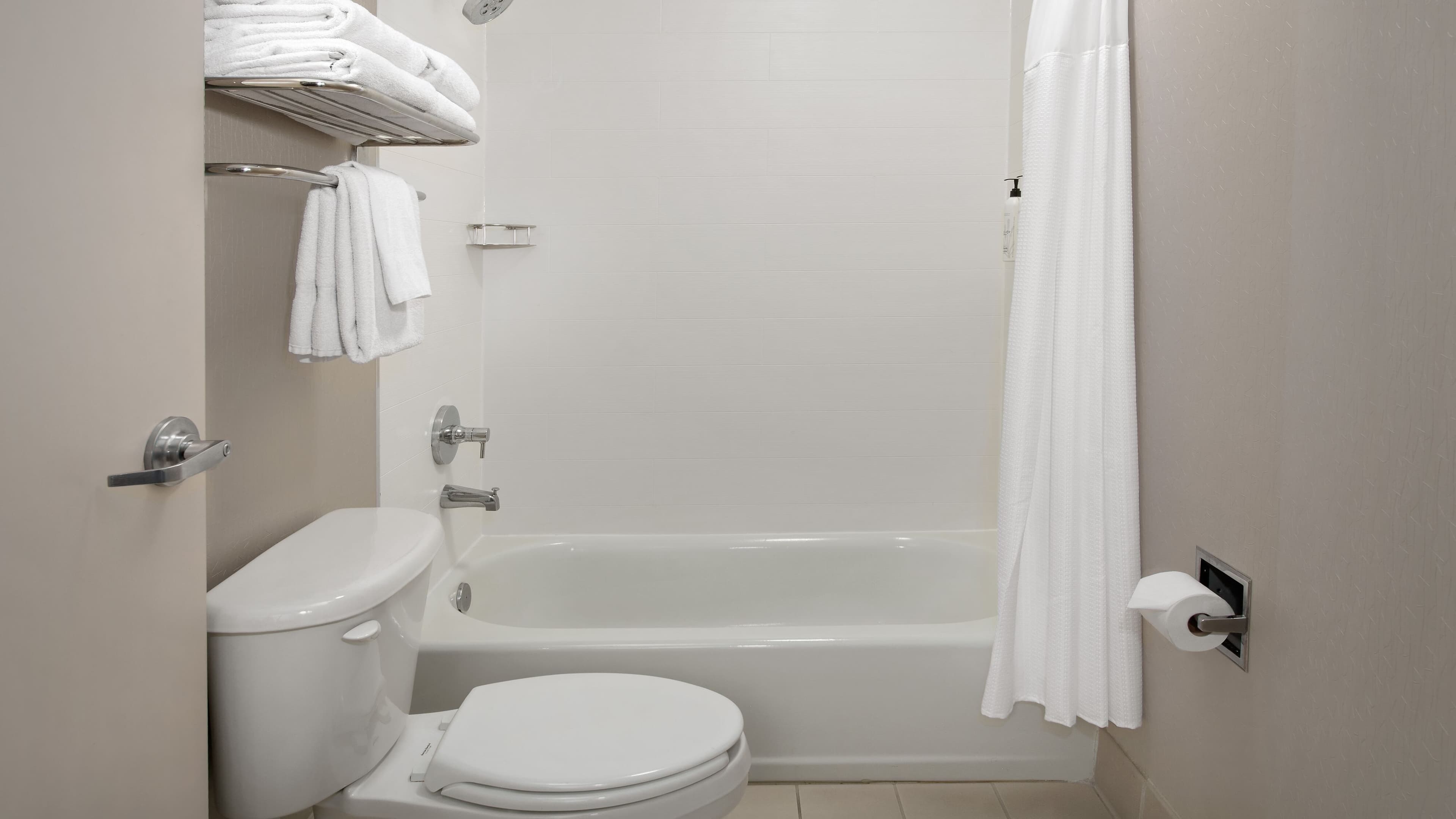 Suite - Image 12