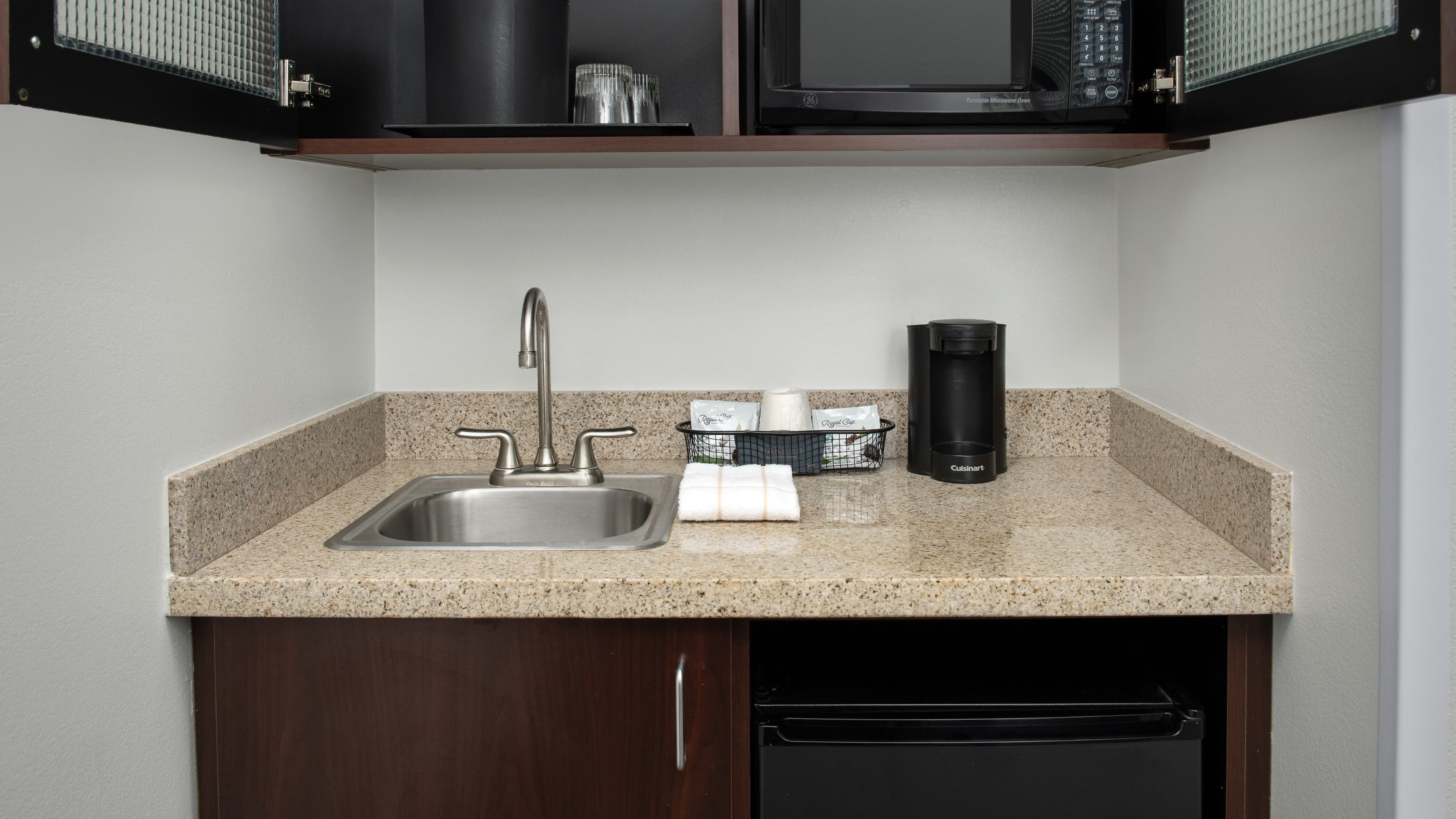 Suite - Image 5