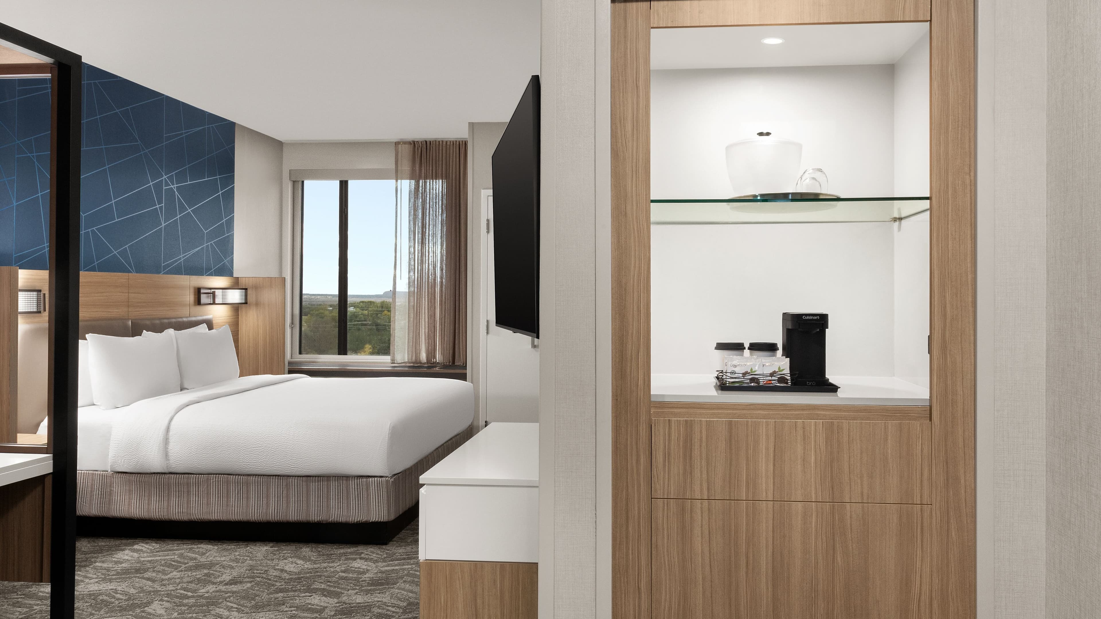 Suite - Image 3