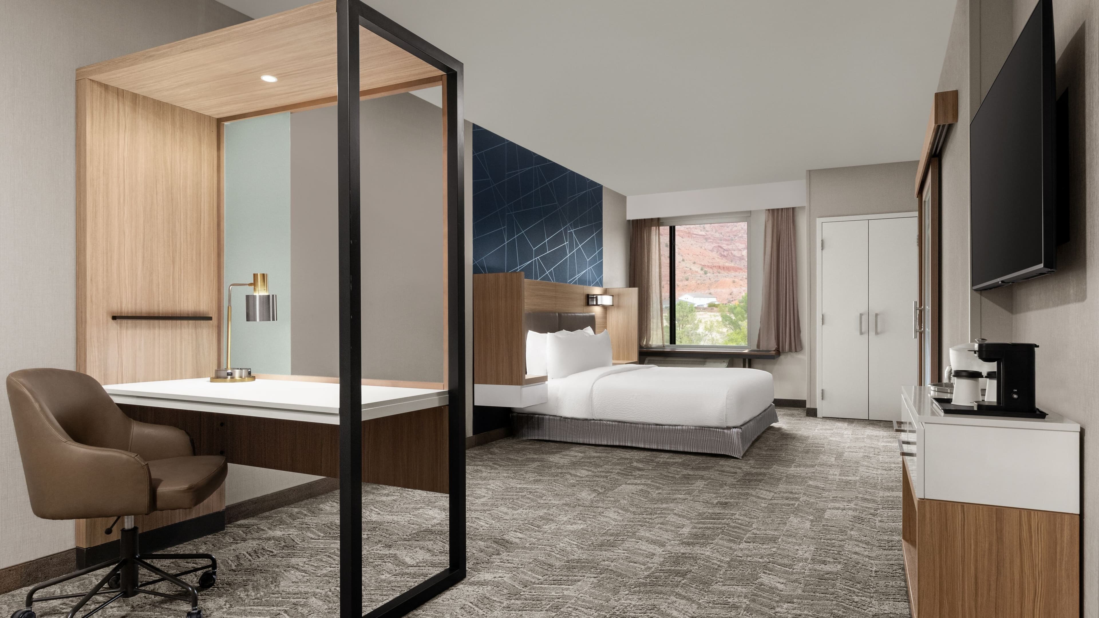 Suite - Image 2