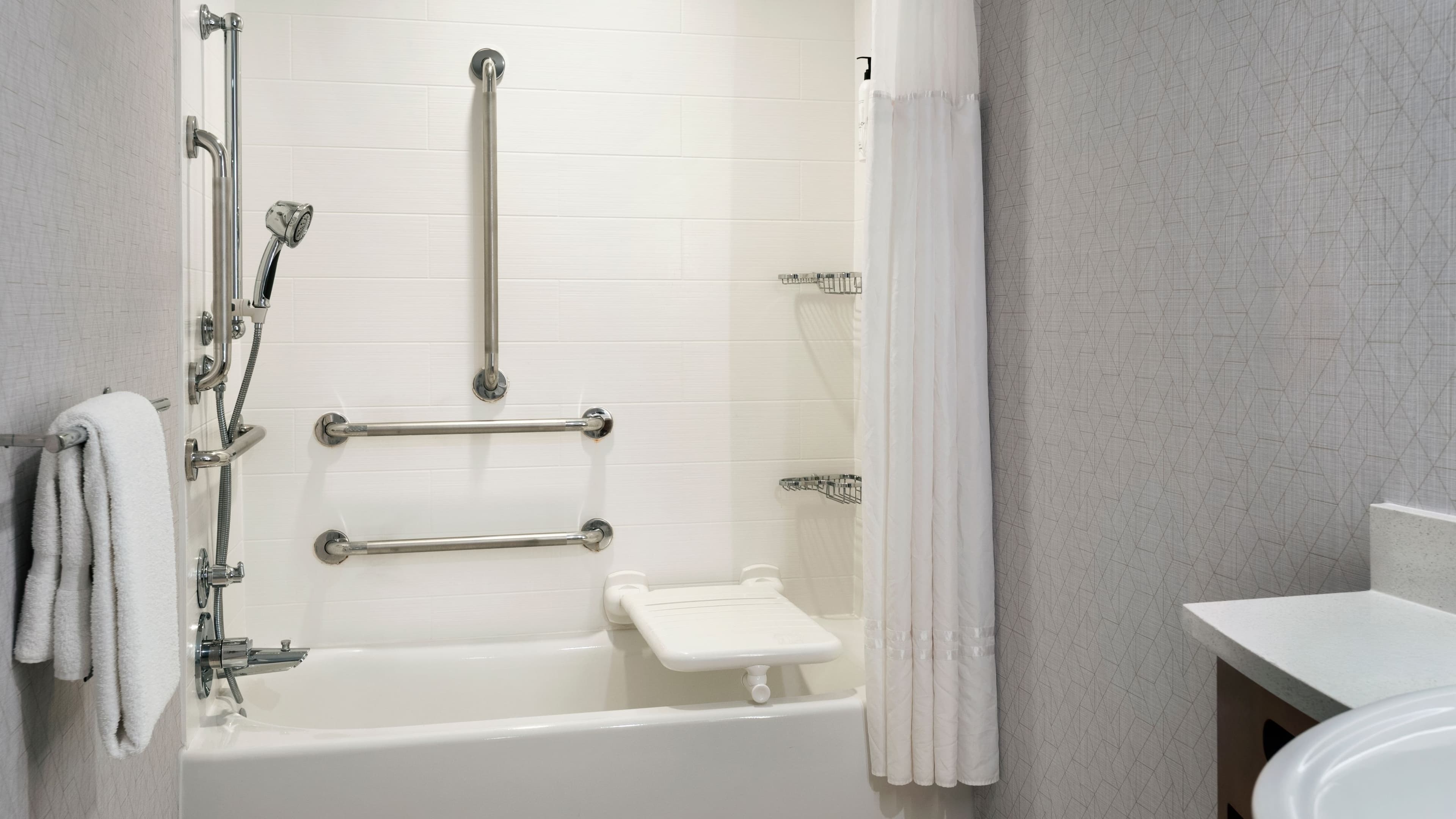 Suite - Image 9