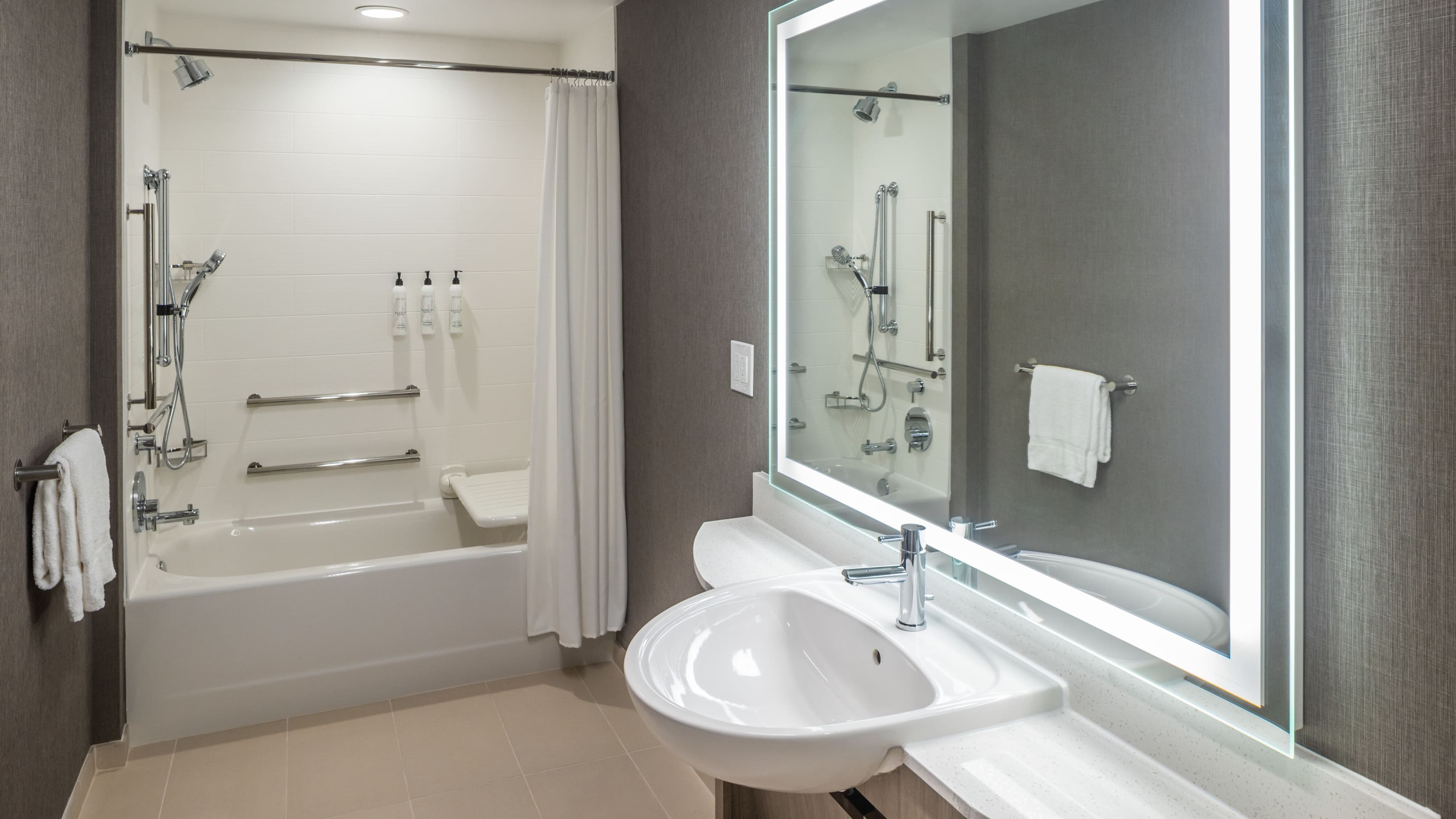 Suite - Image 5