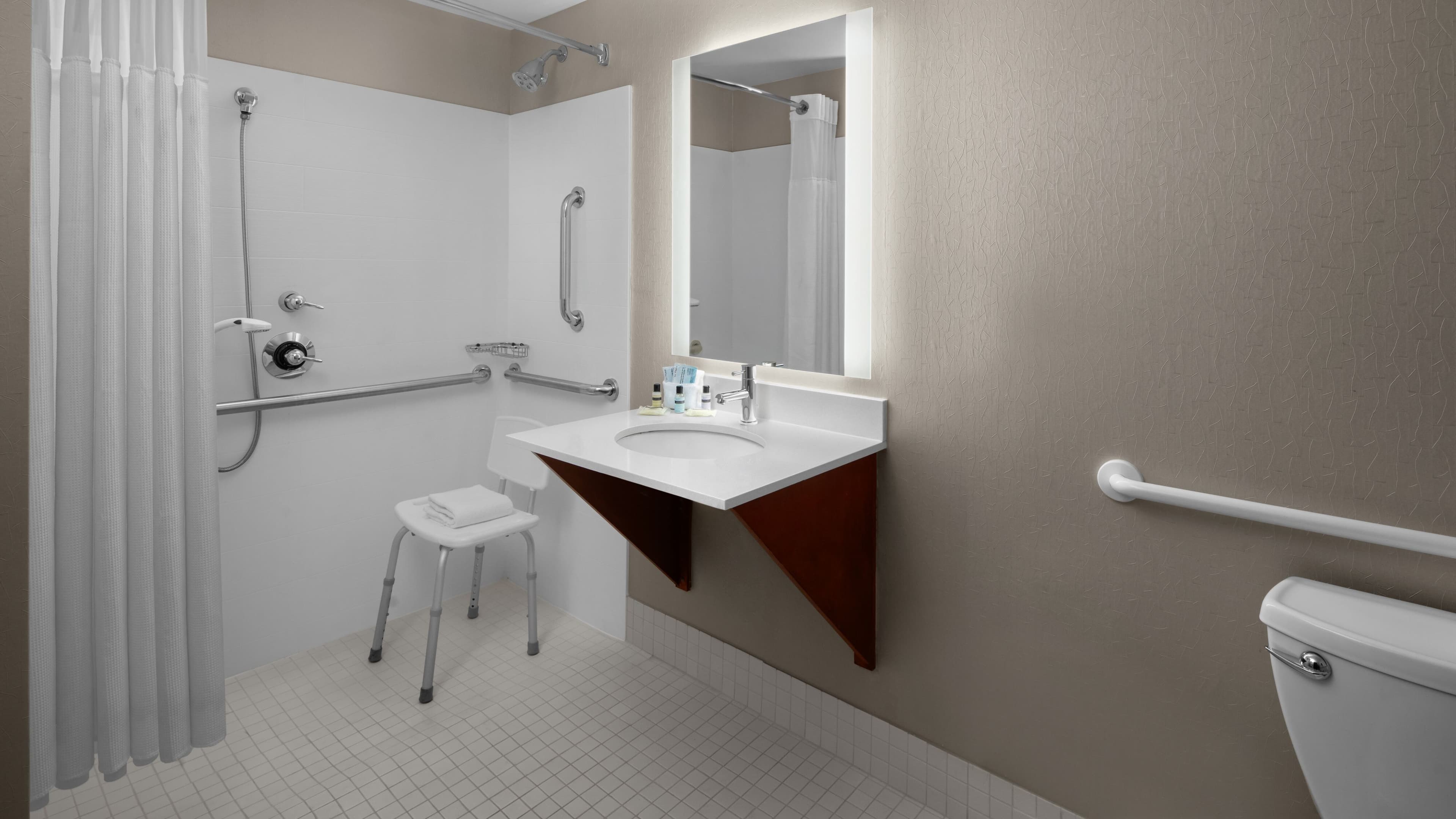 Studio - Image 5