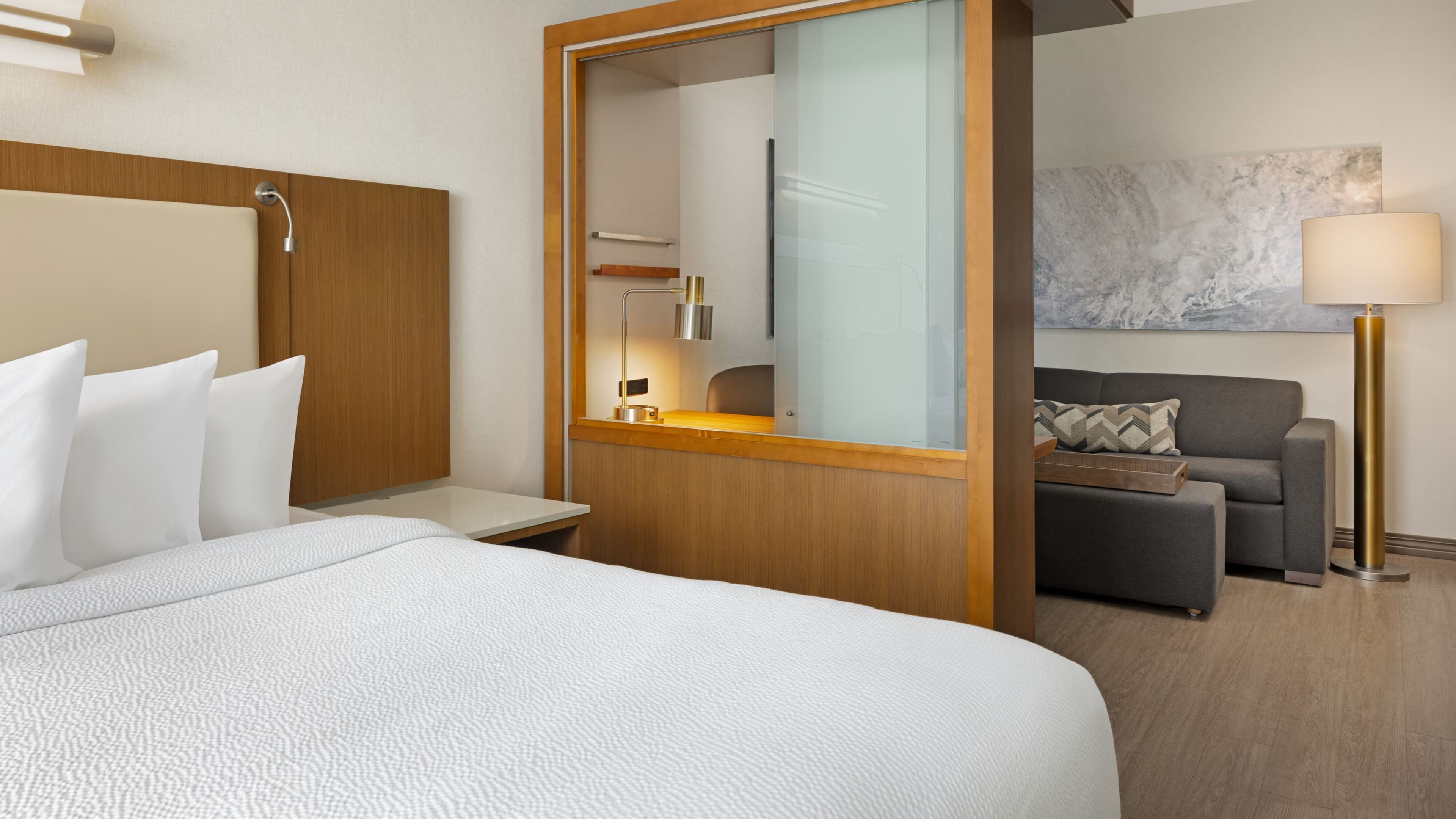 SpringHill Suites Orange Beach at The Wharf - Image 3