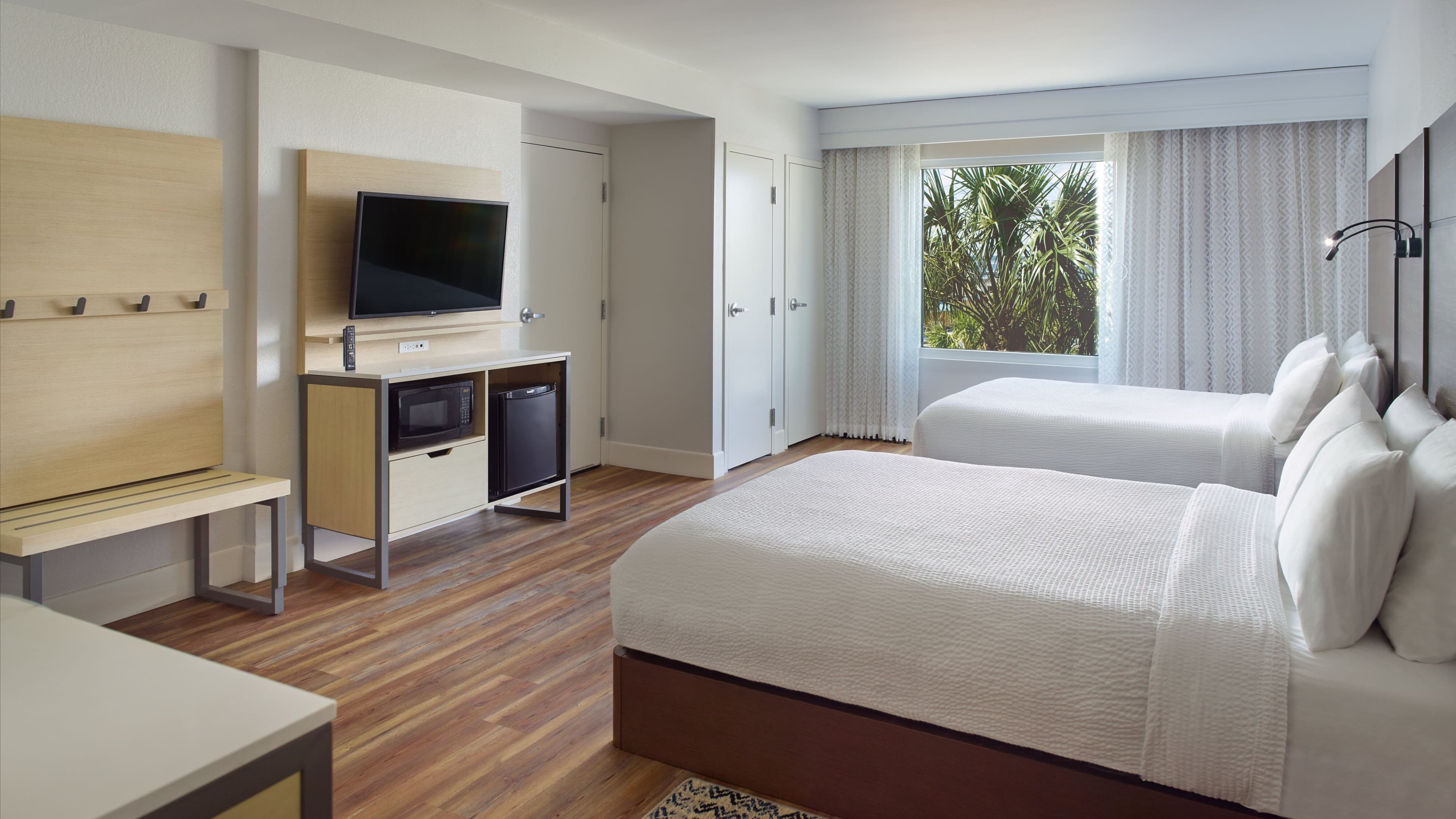 Holiday Inn Resort Pensacola Beach Gulf Front — 9