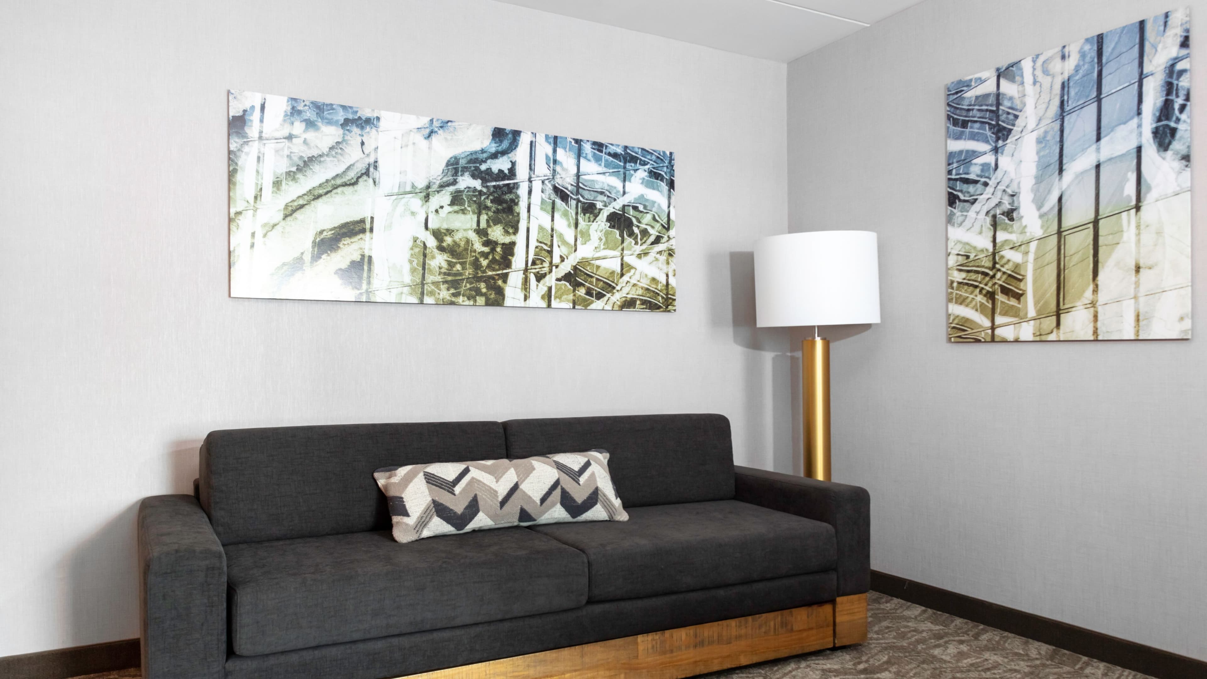 SpringHill Suites Durham City View - Image 5