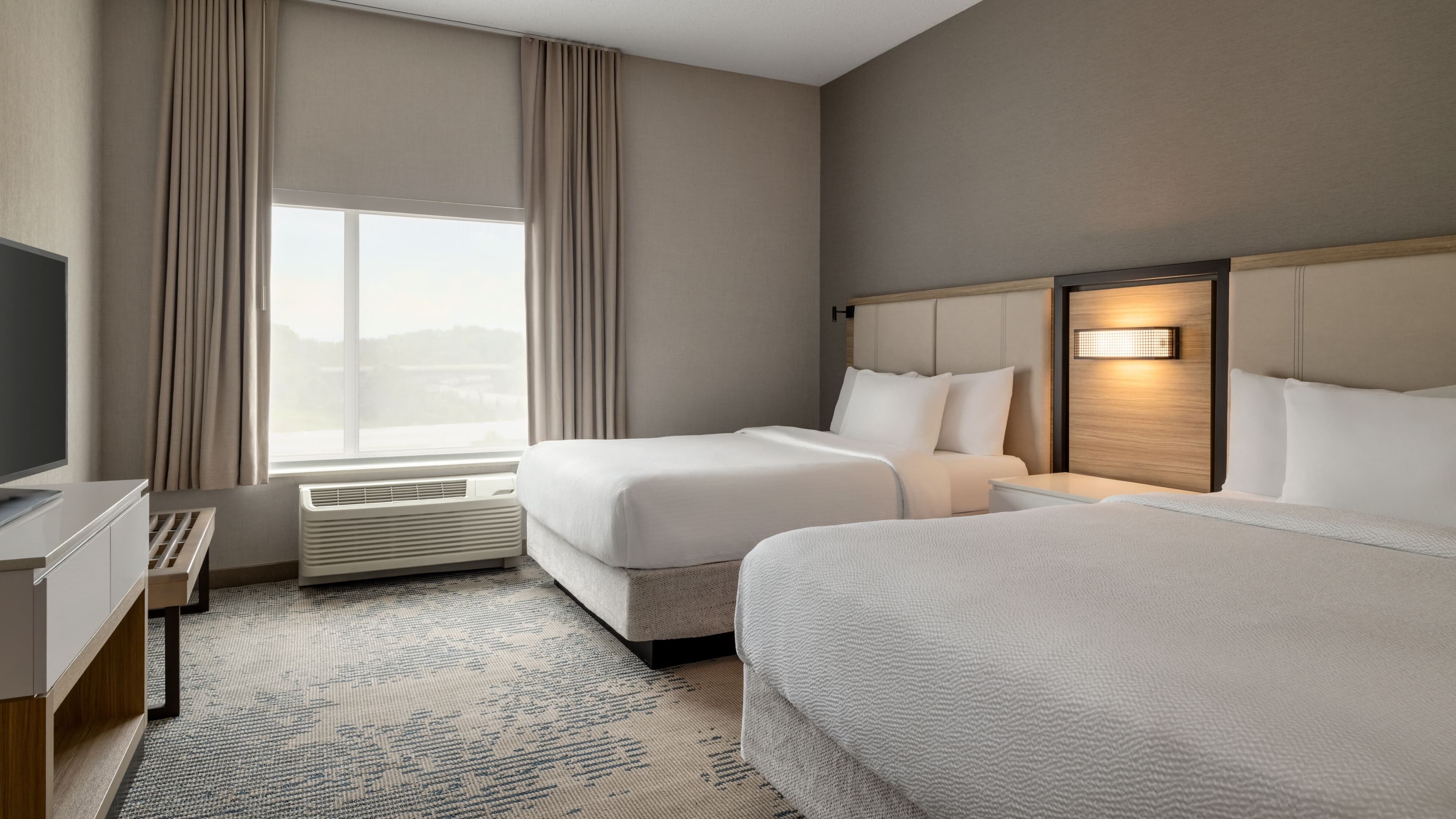 SpringHill Suites Roanoke — 10