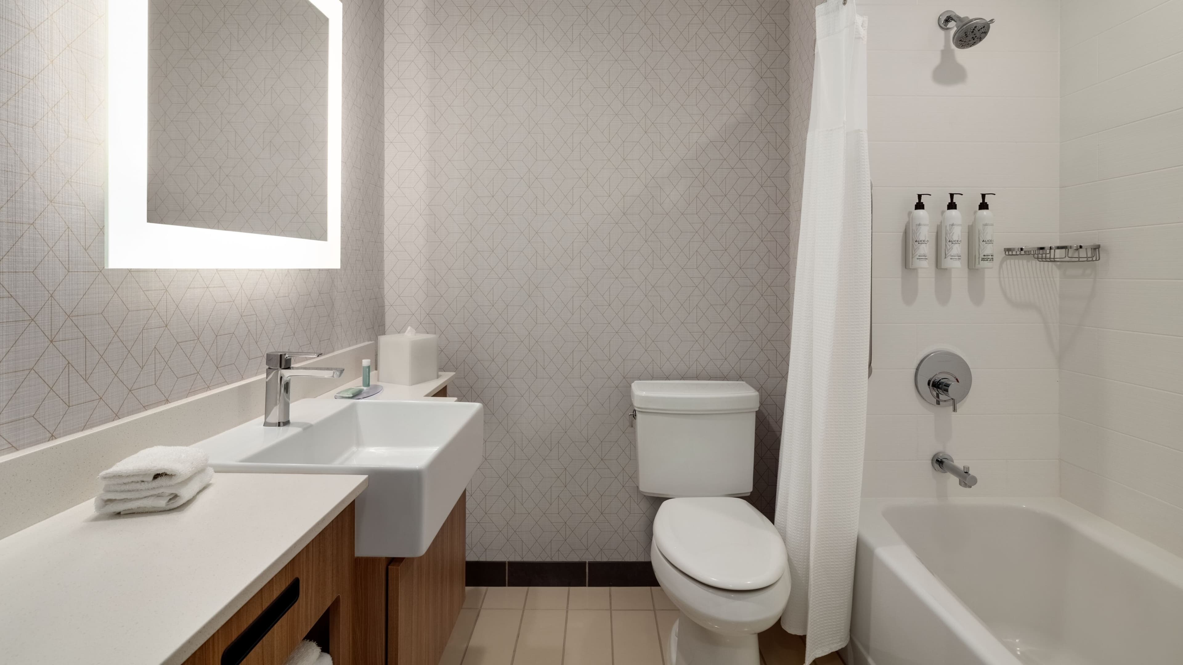 Suite - Image 5