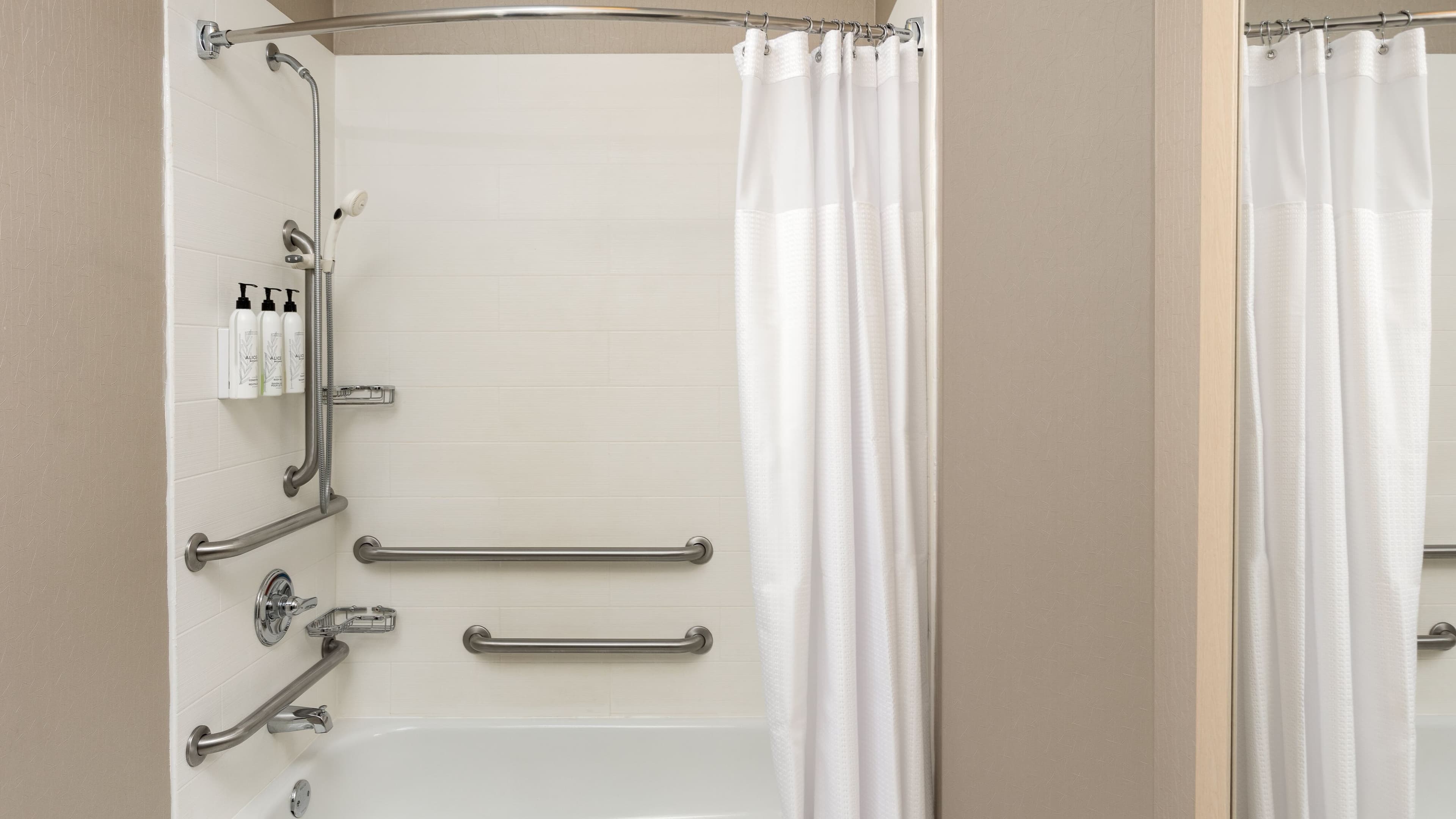 Studio Suite - Image 8