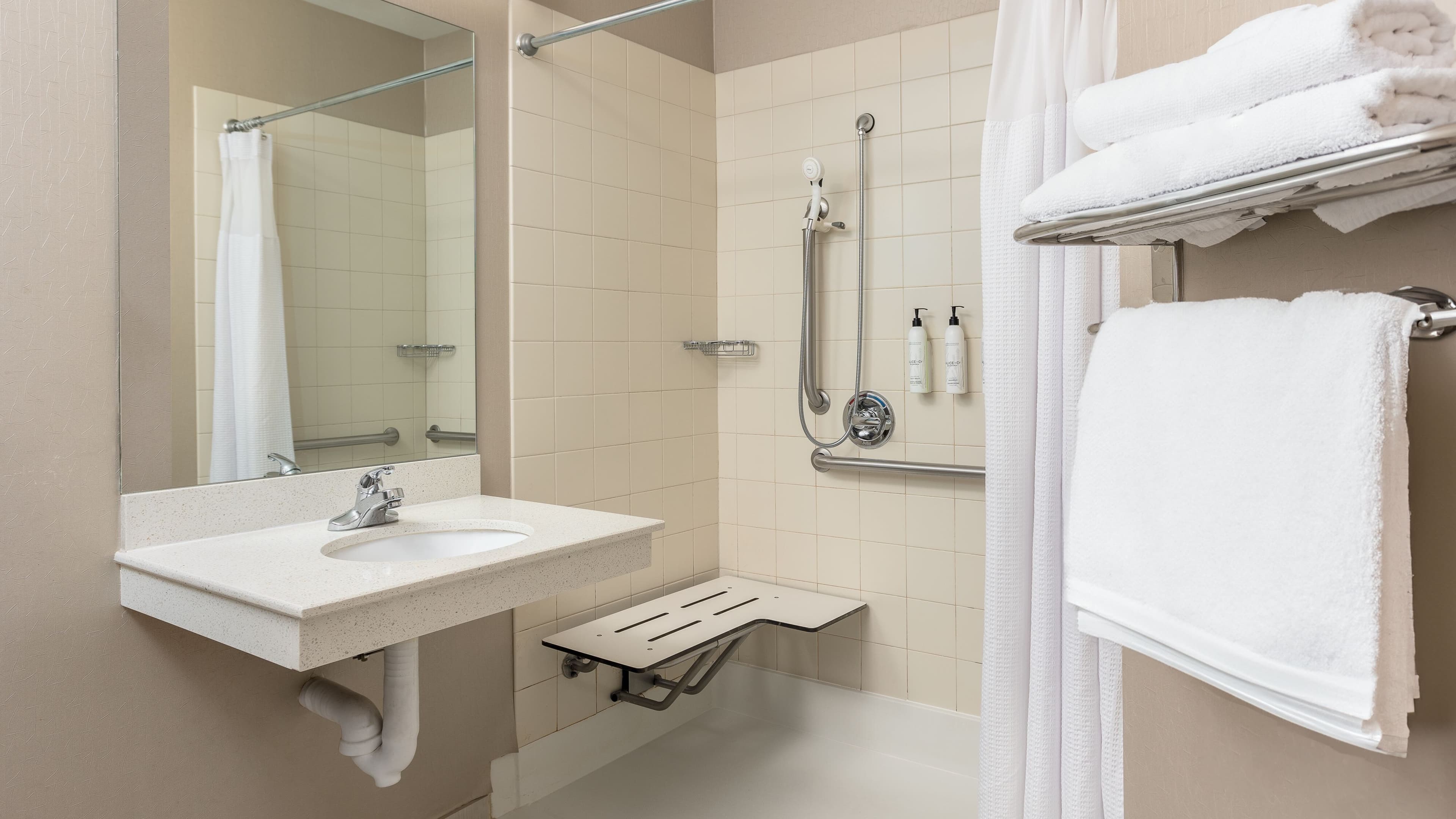 Studio Suite - Image 7