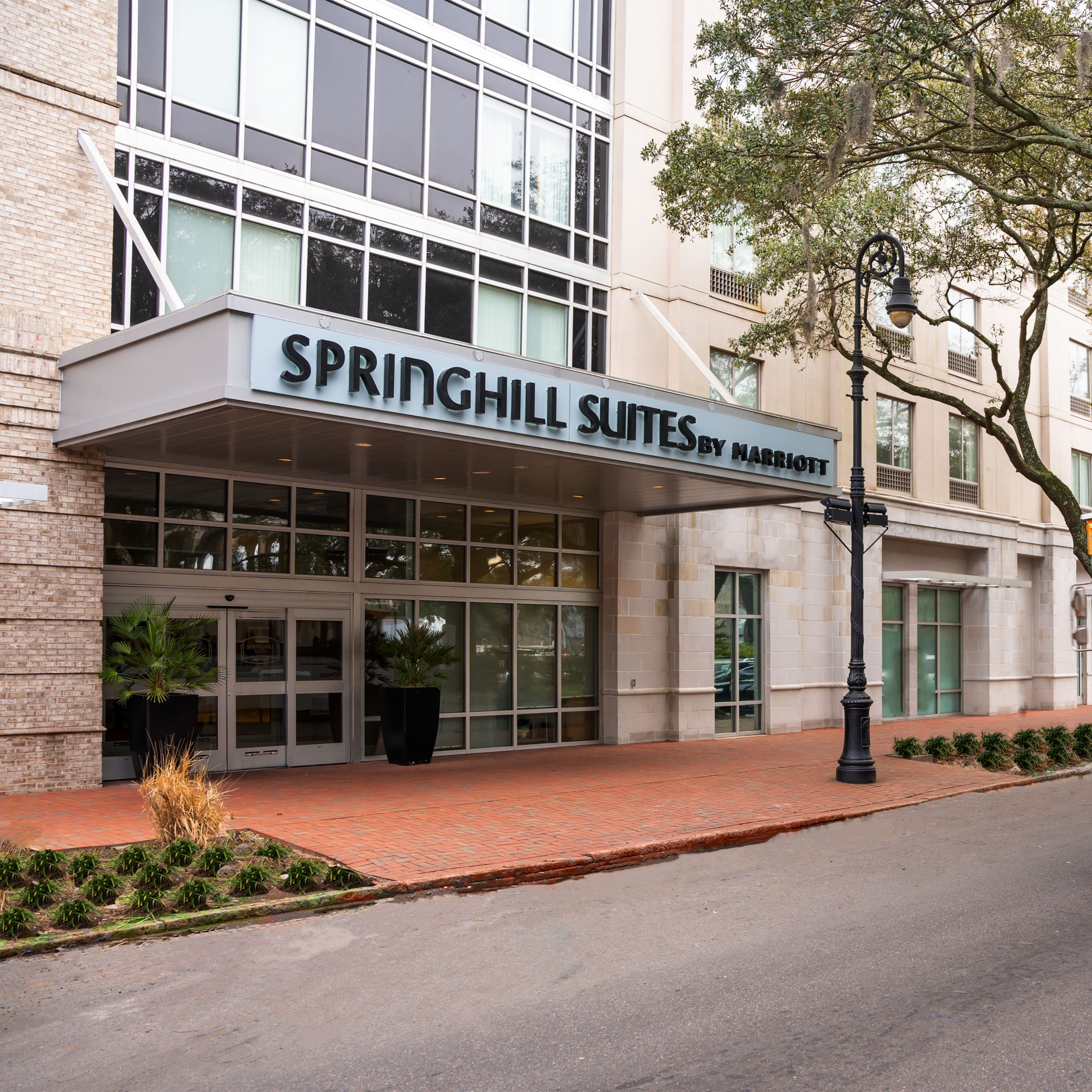 SpringHill Suites Savannah Downtown/Historic District - Image 1