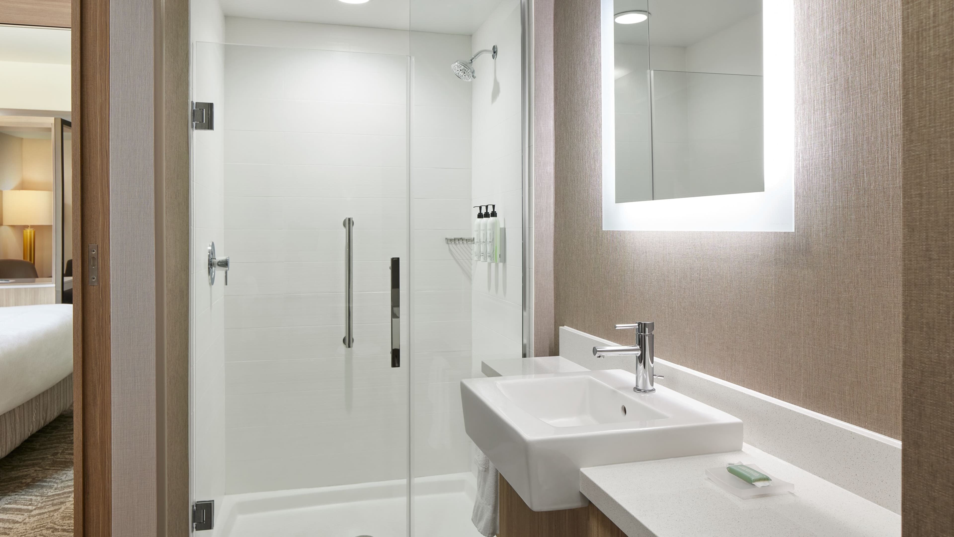 Suite - Image 3