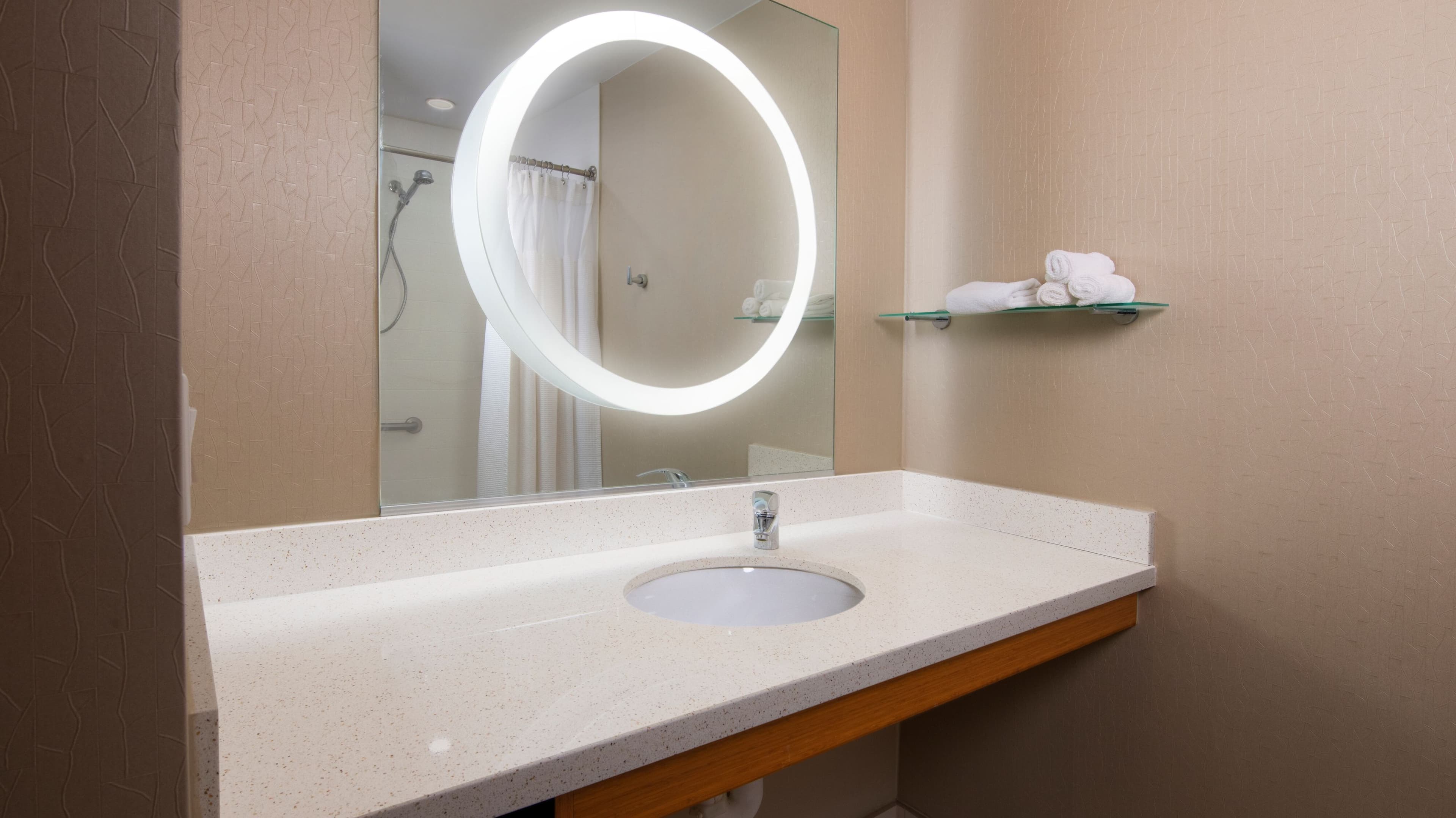 SpringHill Suites San Angelo - Image 4