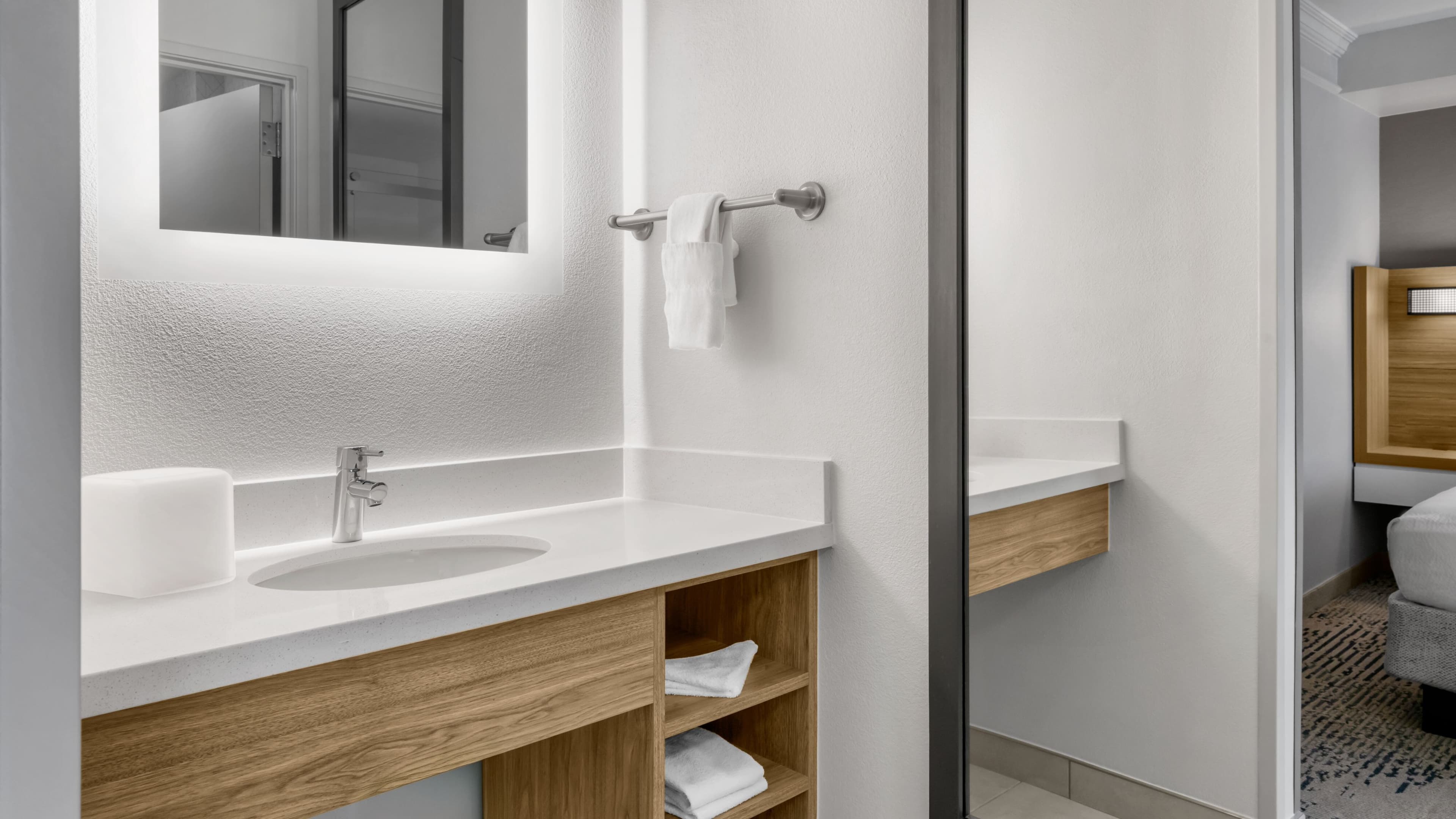 SpringHill Suites Lehi at Thanksgiving Point — 8