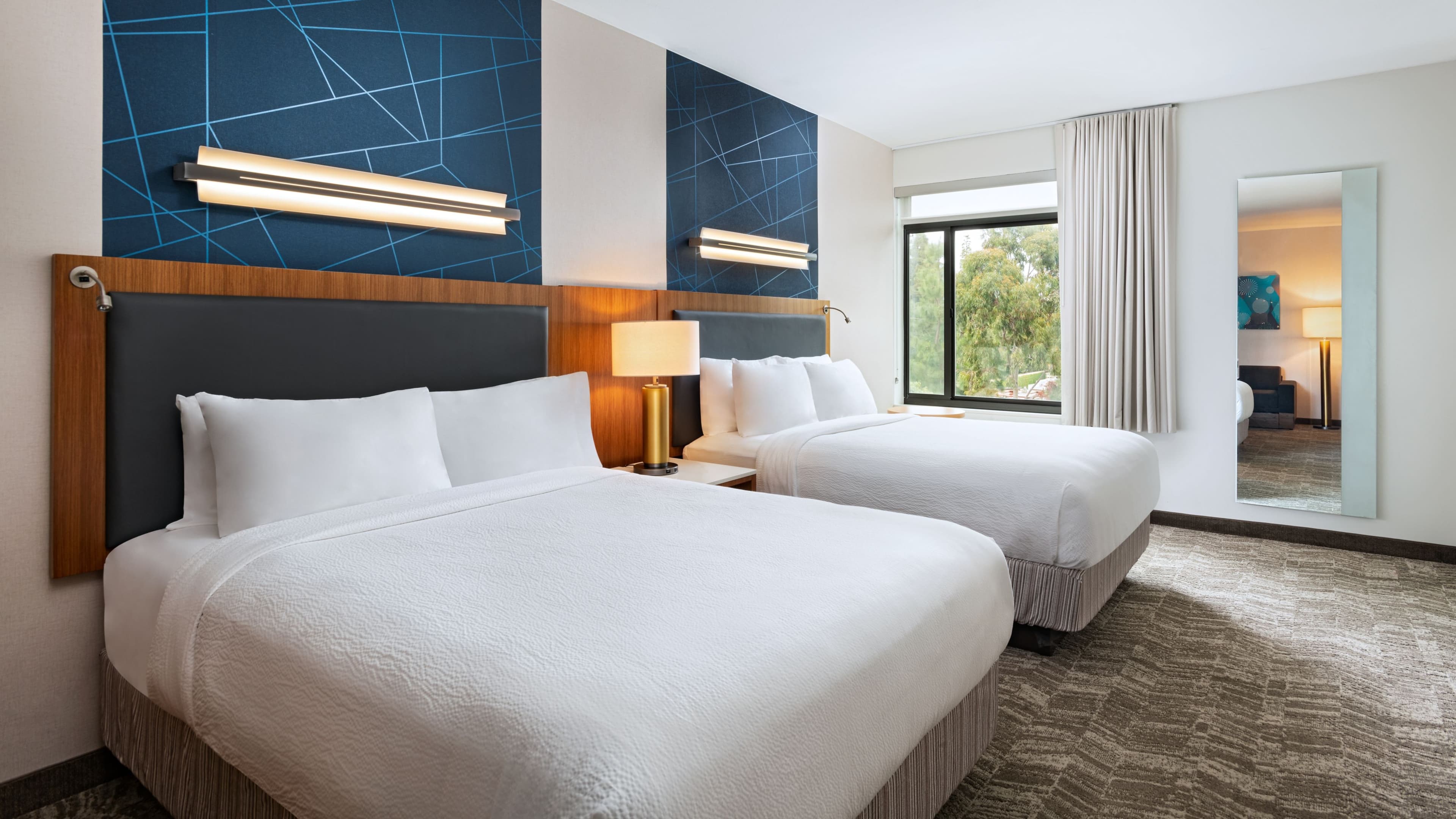 SpringHill Suites Anaheim Maingate — 13