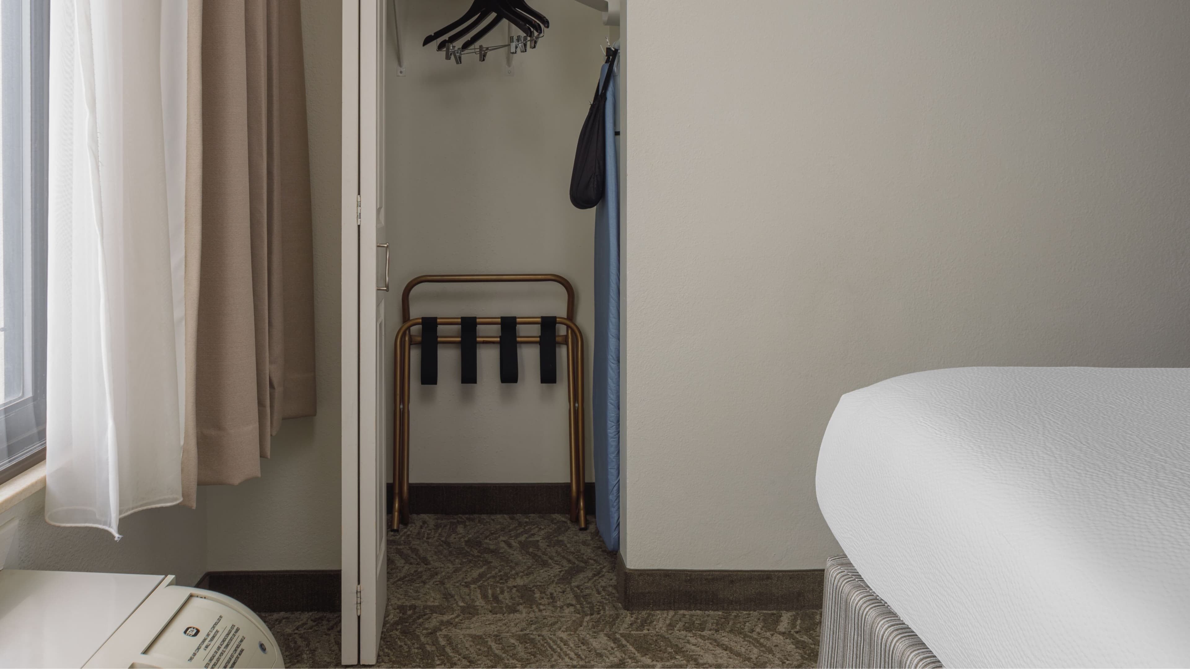 Suite - Image 6
