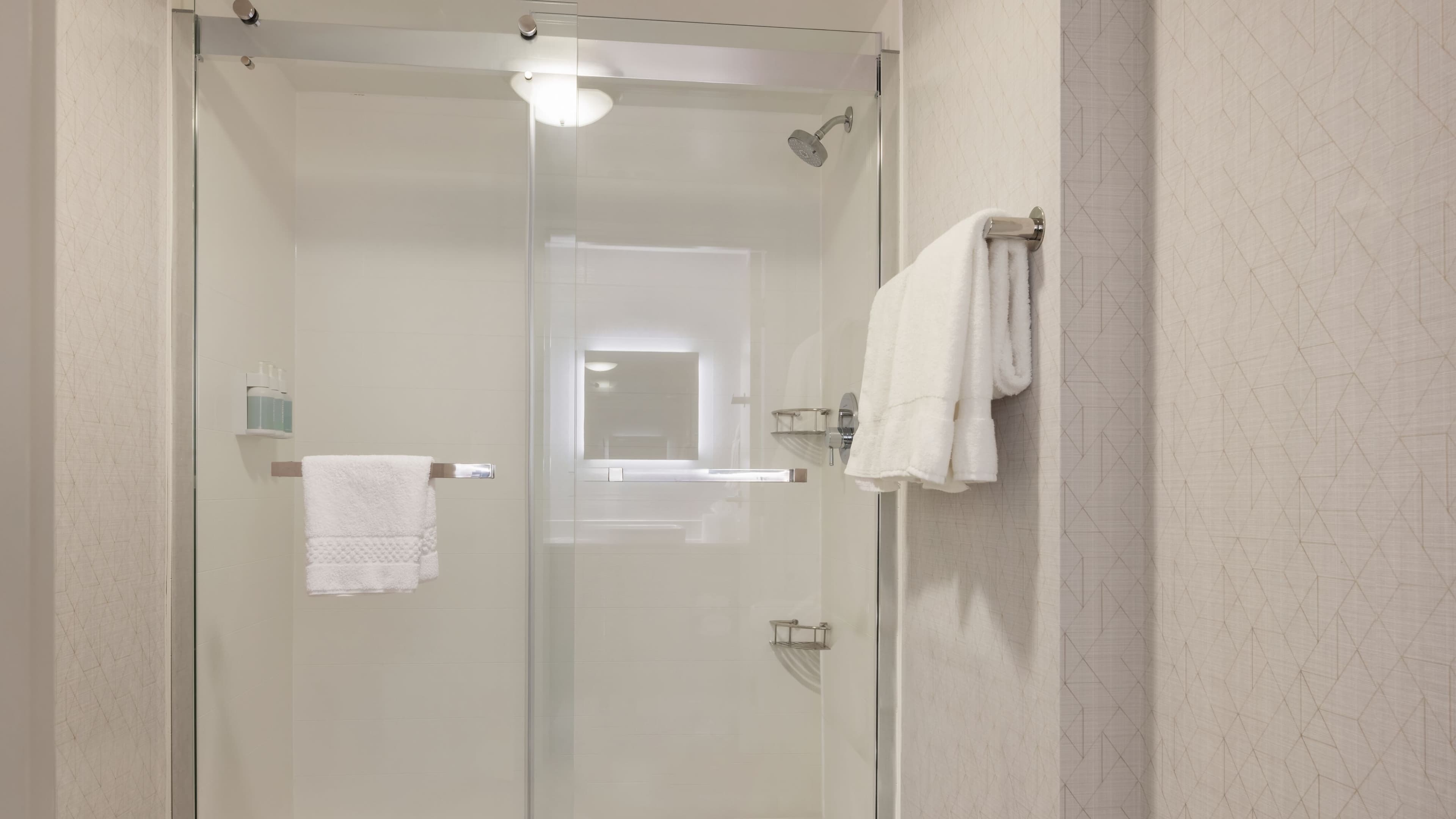 Suite - Image 9