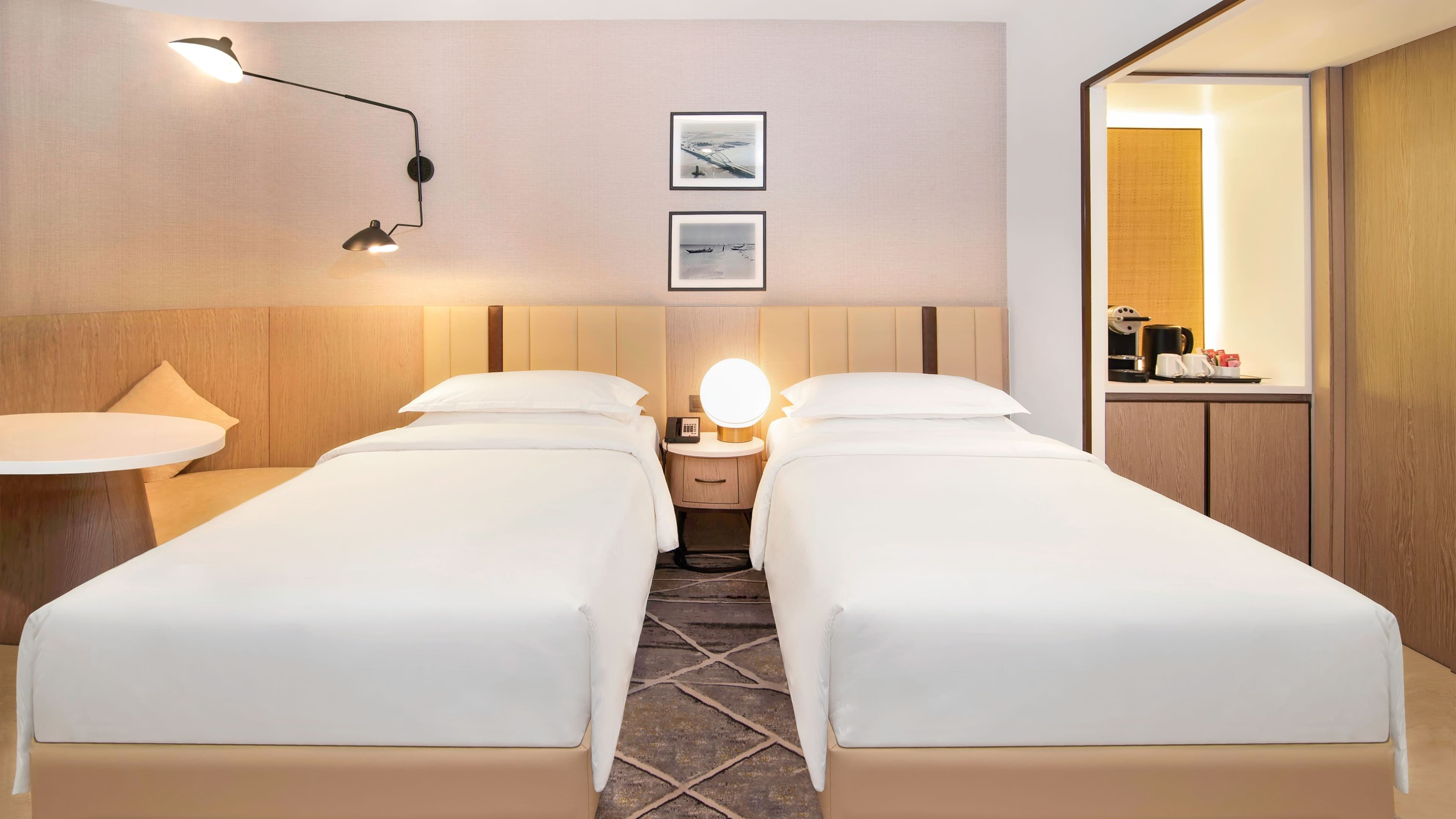 Sheraton Abu Dhabi Hotel & Resort — 6