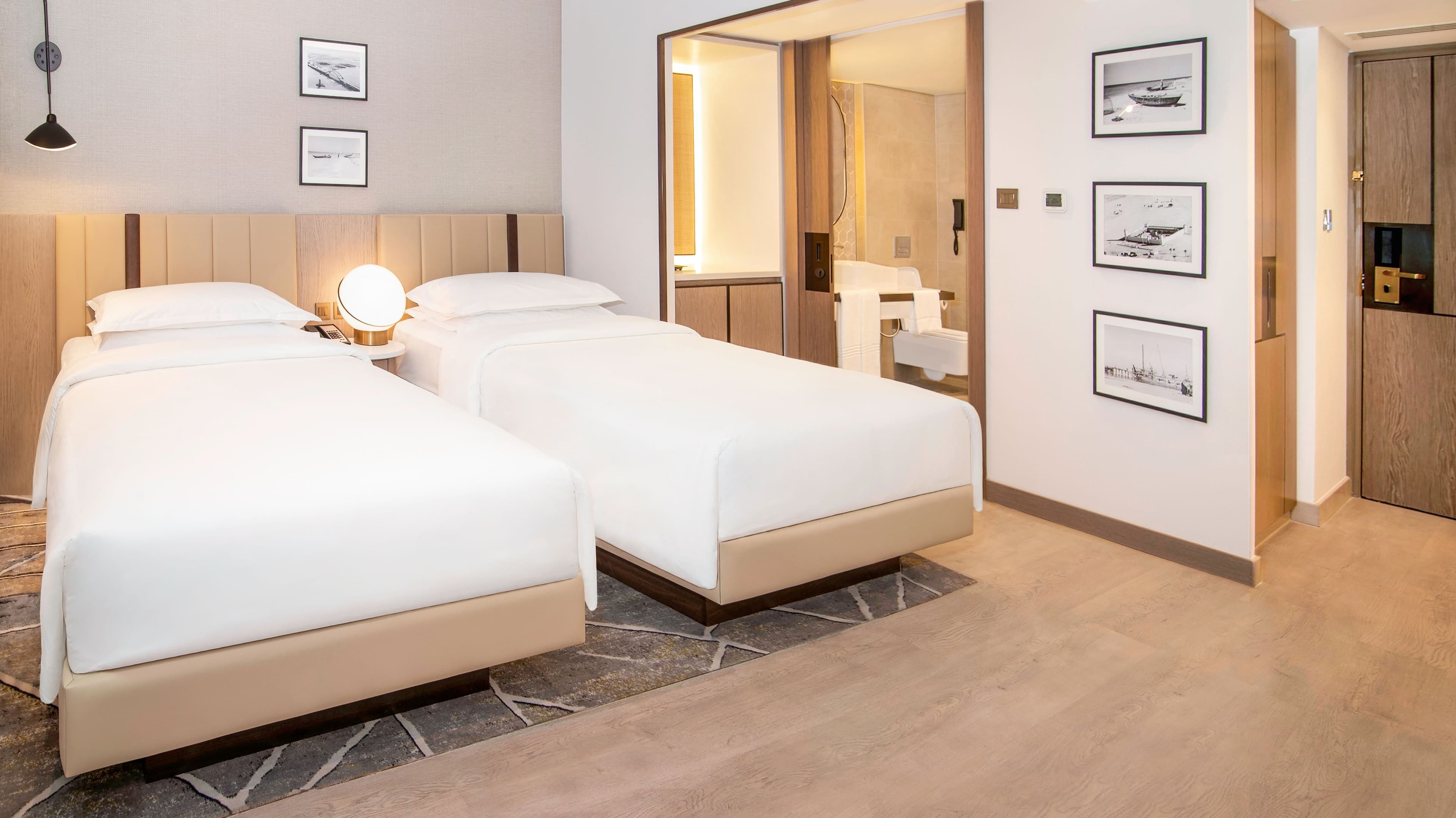 Sheraton Abu Dhabi Hotel & Resort — 7